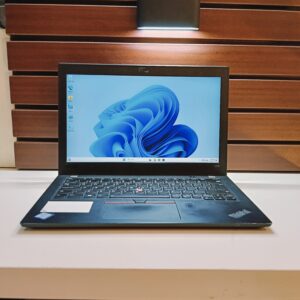 Lenovo Yoga X280 - Core i5 - 8th Gen - 256GB SSD - 16GB Ram - windows 11 pro