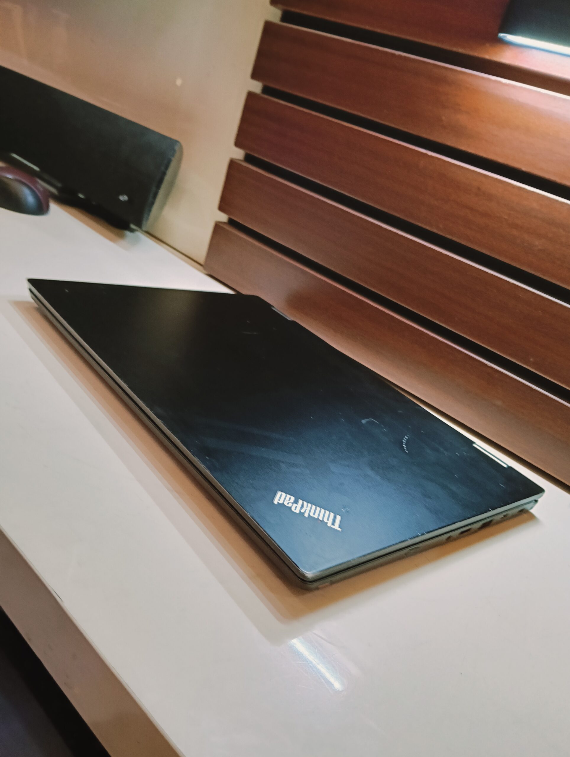 Lenovo T480 Laptop - Core i5Β - 8th Gen - 256GB SSD - 16GB Ram - Windows 22 Pro - Image 6
