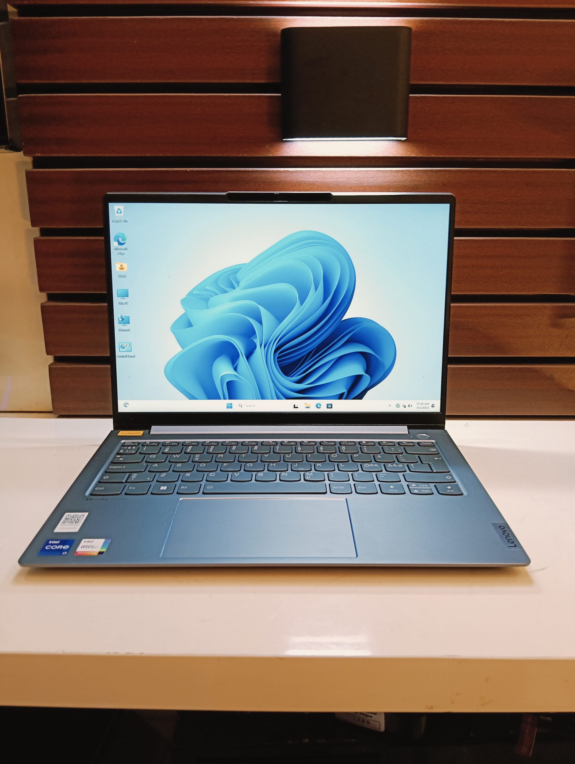 Lenovo Laptop - Intel Core i7 (1.9GHz) - 12th Gen - 512GB SSD - 16GB Ram - Windows 11 Pro