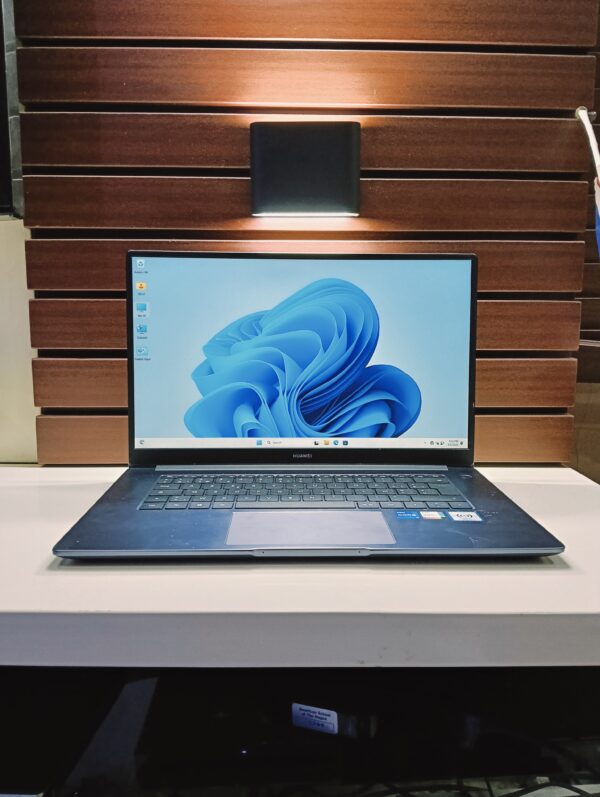 HUAWEI BOD WXX9 - Core i5 - 11th Gen - 512GB SSD - 8GB Ram - Windows 11 Pro - Image 2