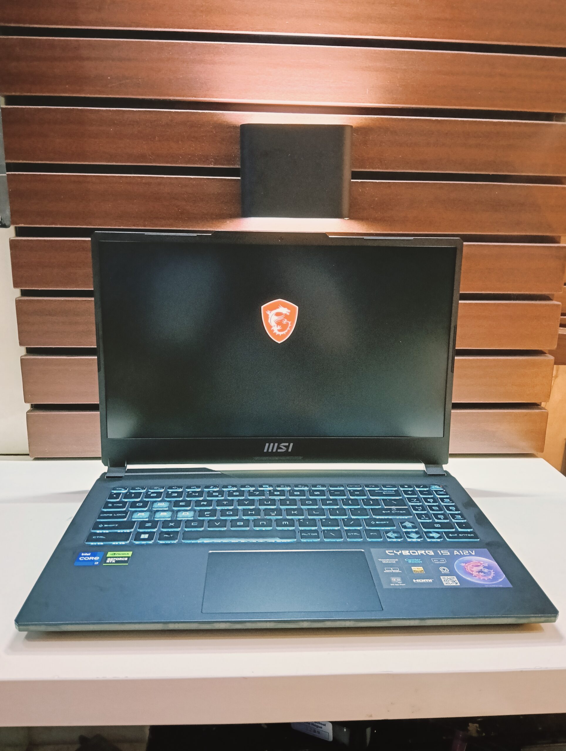 MSI CYBORG 15 A12V - Core i7 - 12th Gen - 512GB SSD - 16GB Ram - 6GB RTX Nvidia Dedicated Graphics - Image 6