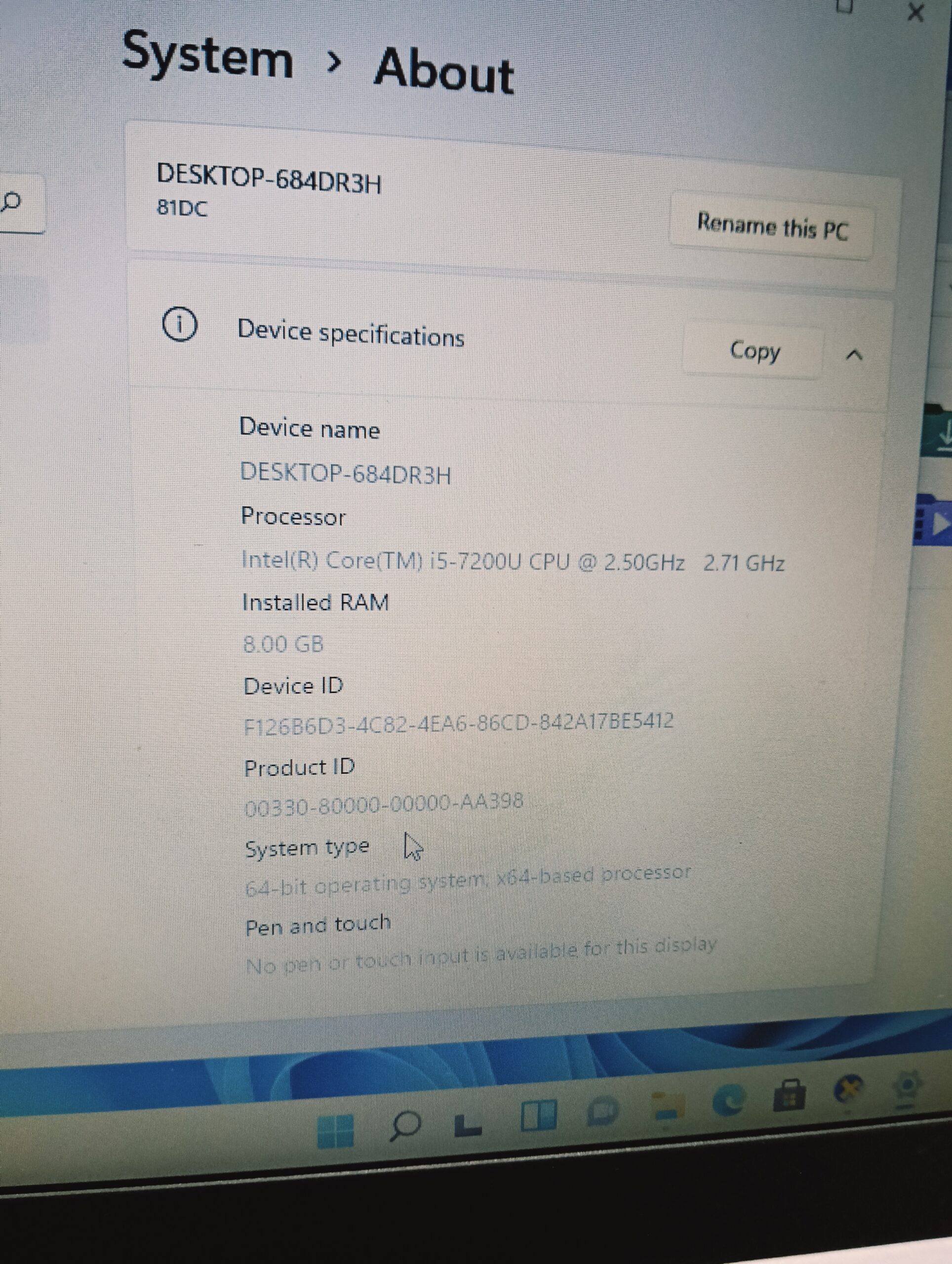 Lenovo IdeaPad 81DC - Core i5 (2.7GHz) - 7th Gen - 256GB SSD - 8GB Ram - Image 9