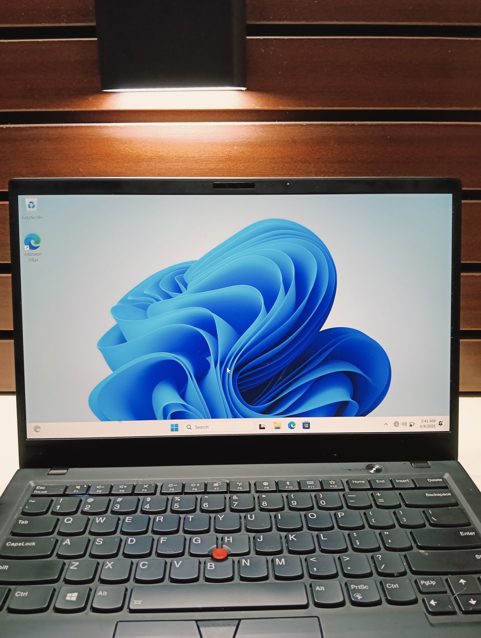 Lenovo 20KH006YUS - Intel Core i7 (2.0GHz) - 8th Gen - 512GB SSD - 16GB Ram - Windows 11 Pro - Image 11