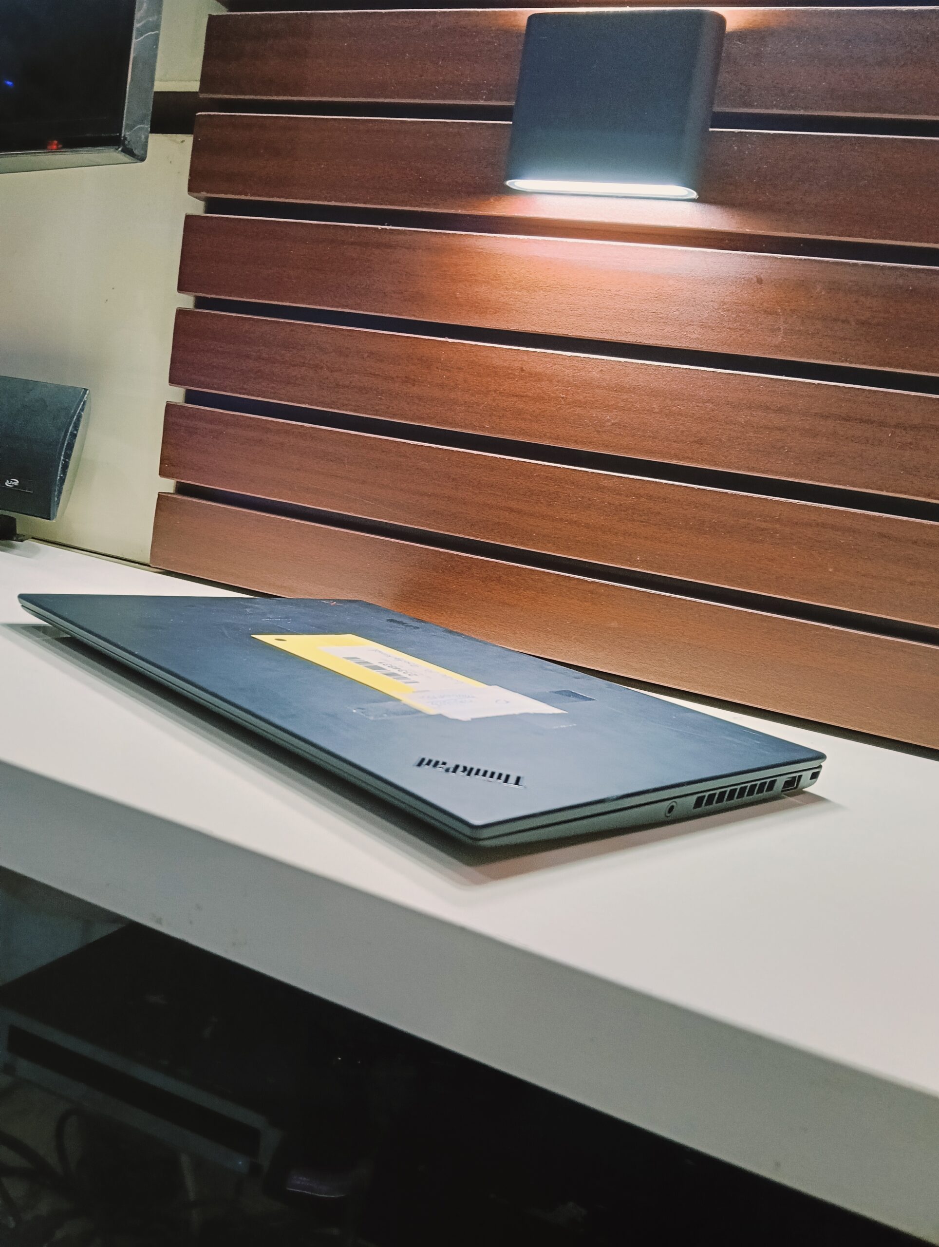 Lenovo 20KH006YUS - Intel Core i7 (2.0GHz) - 8th Gen - 512GB SSD - 16GB Ram - Windows 11 Pro - Image 12