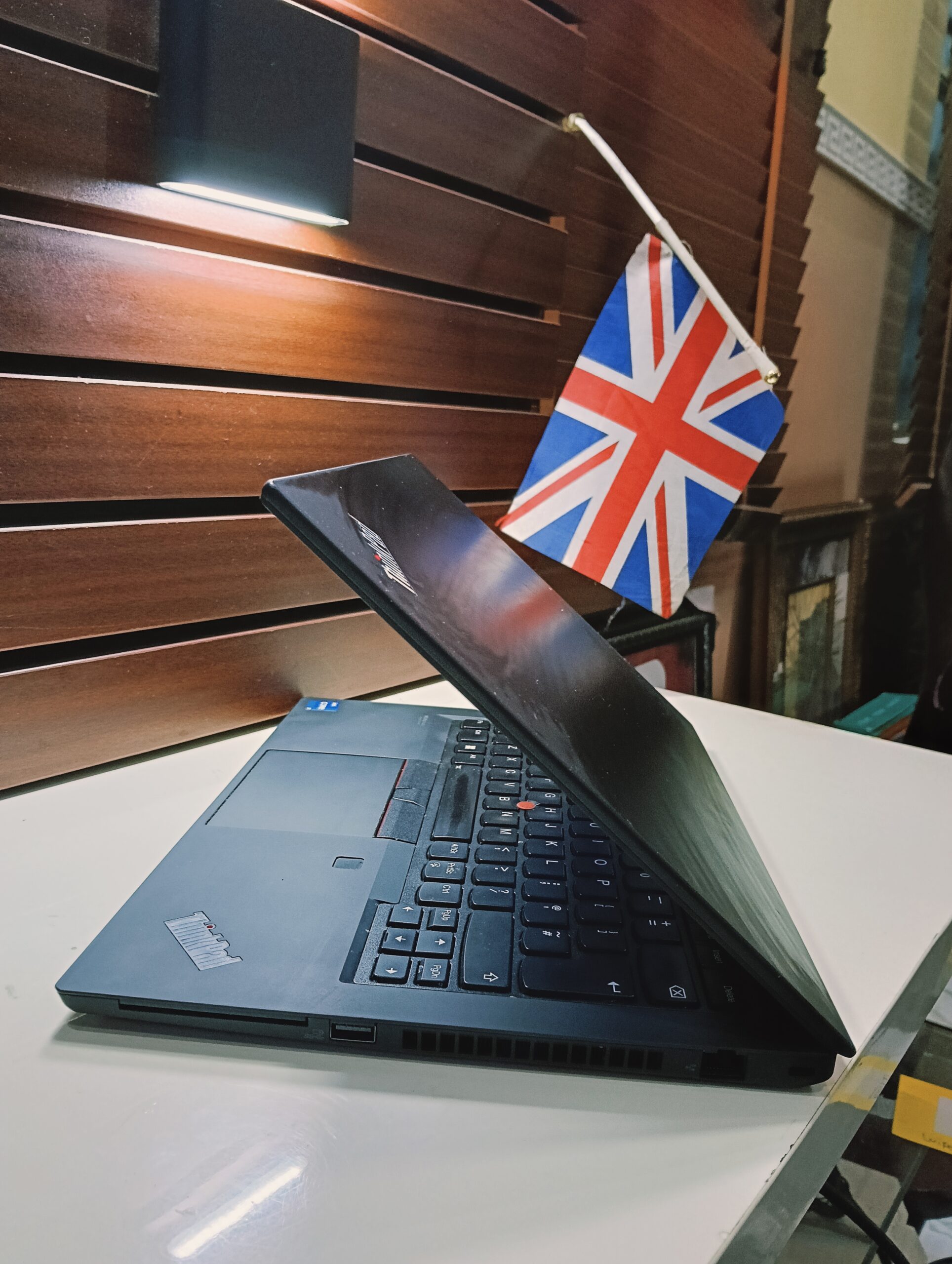 Lenovo IdeaPad P14S - Intel Core i7 (2.8GHz) - 11th Gen - 512GB SSD - 32GB Ram - Windows 11 Pro - Image 15