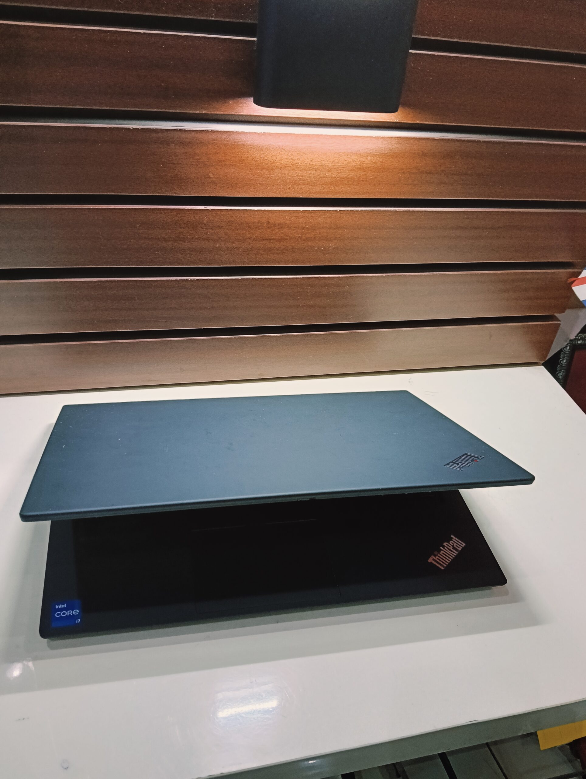 Lenovo IdeaPad P14S - Intel Core i7 (2.8GHz) - 11th Gen - 512GB SSD - 32GB Ram - Windows 11 Pro - Image 7