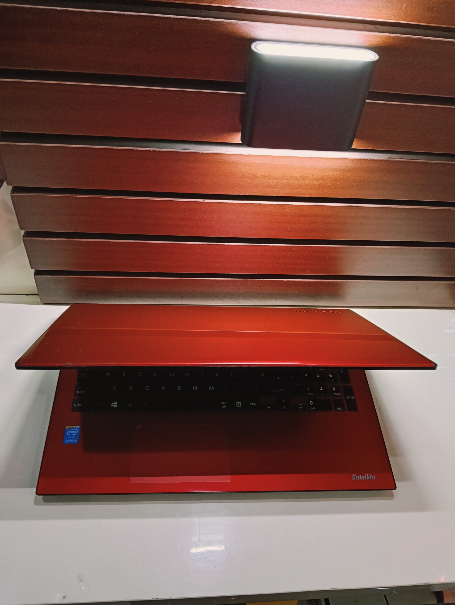 Toshiba Satelite L50 C - Intel Core i3Β  ( 2.0GHz)Β  - 320GB HDD - 8GB Ram - Windows 10 Pro - Image 3