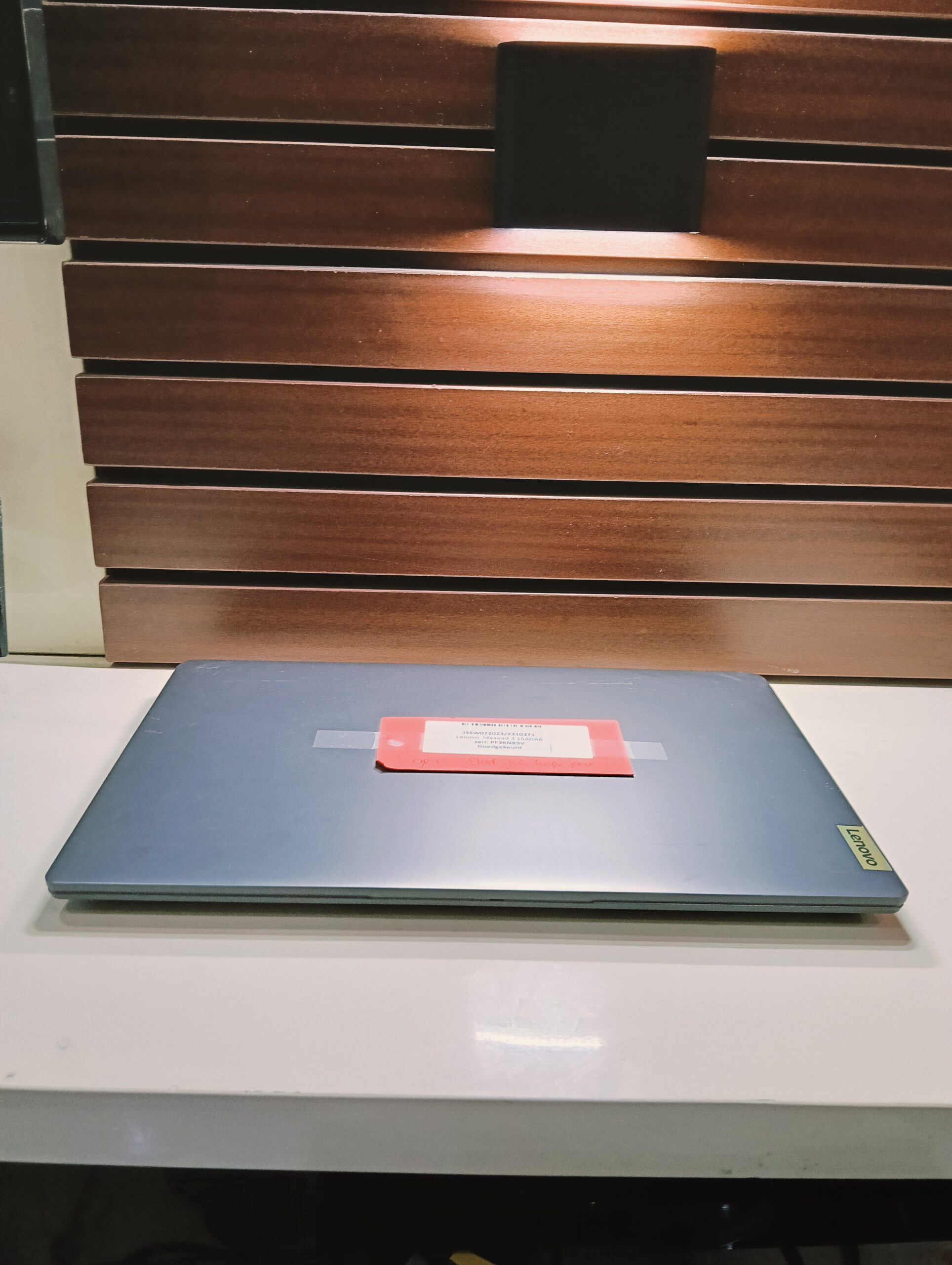 Lenovo IdeaPad 82KR - AMD Athlon Gold 3150U - 256GB SSD - 8GB Ram - Windows 11 Pro - Image 12