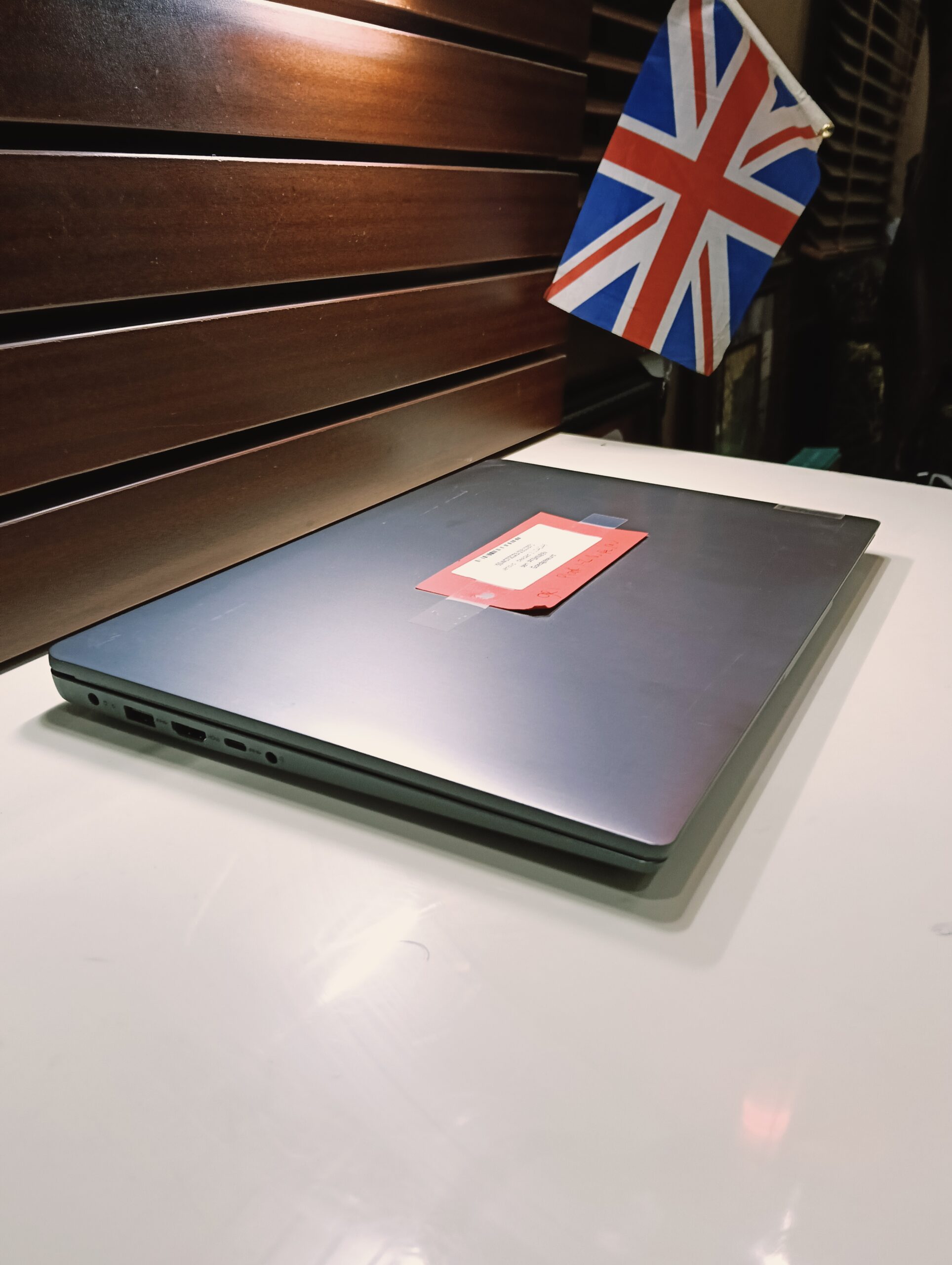 Lenovo IdeaPad 82KR - AMD Athlon Gold 3150U - 256GB SSD - 8GB Ram - Windows 11 Pro - Image 13