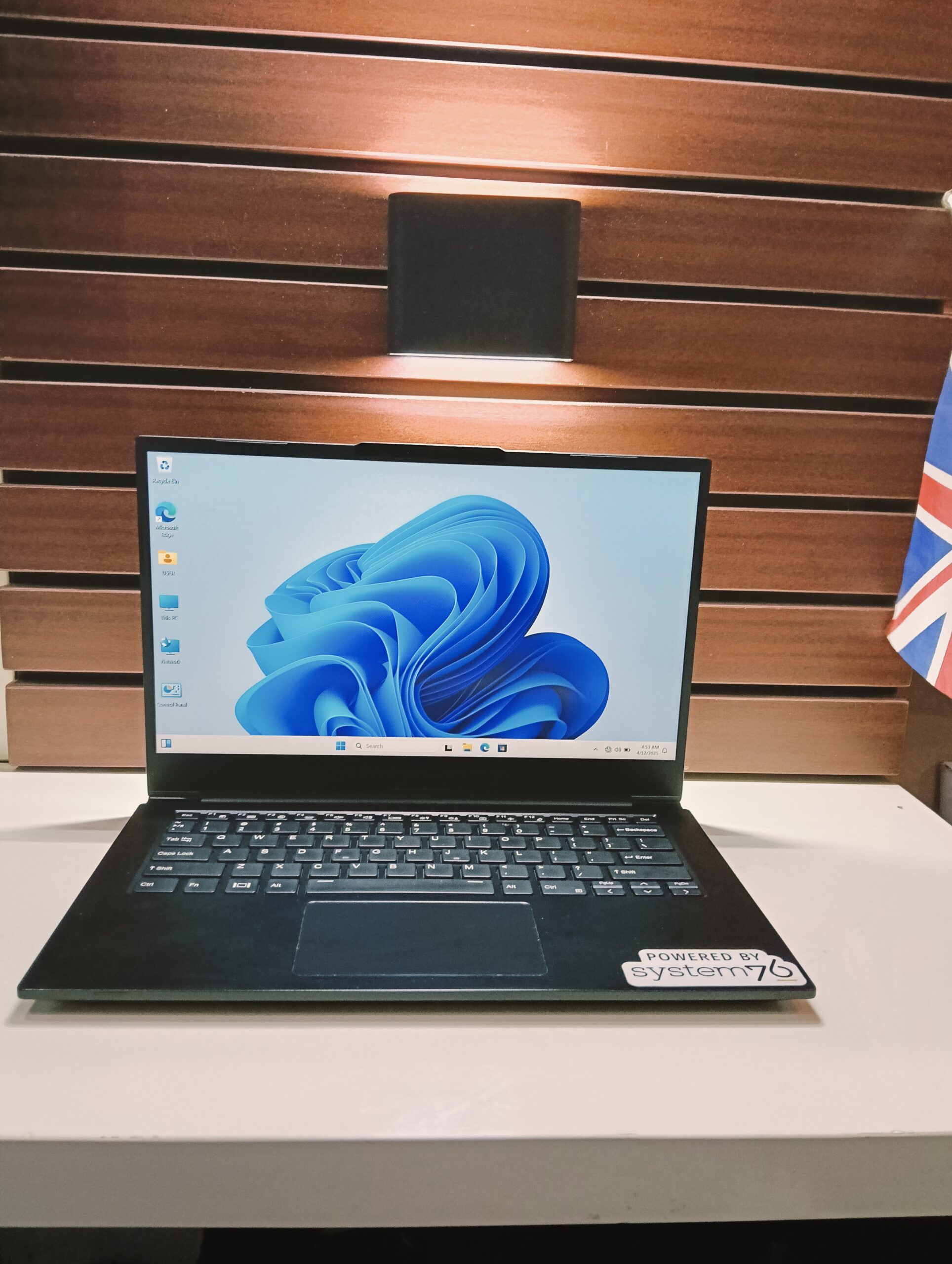 System 76 Lemur Pro - Intel Core i5 (2.5GHz) - 11th Gen - 512GB SSD - 24GB Ram - Keyboard Light - Image 5