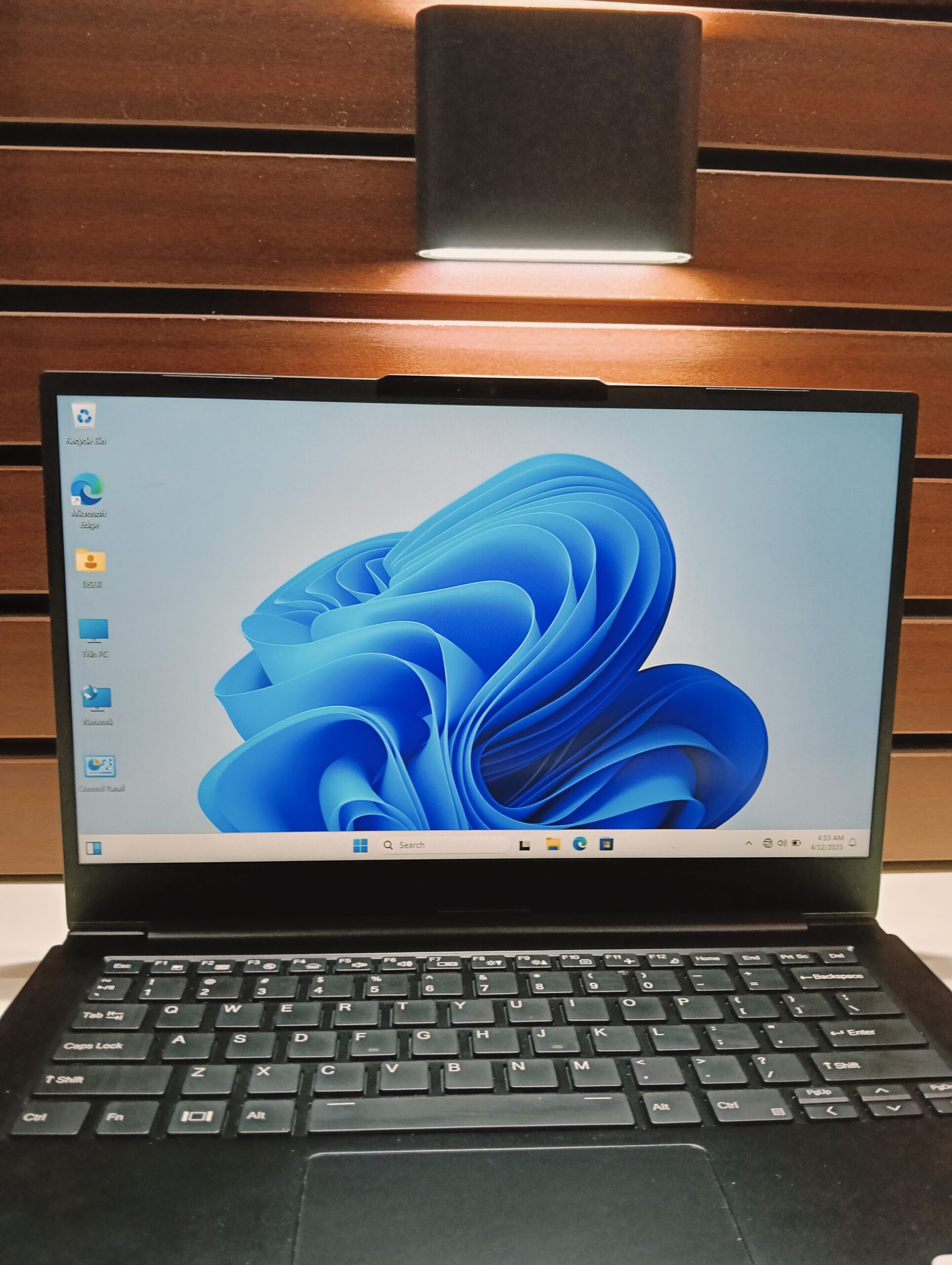System 76 Lemur Pro - Intel Core i5 (2.5GHz) - 11th Gen - 512GB SSD - 24GB Ram - Keyboard Light - Image 7