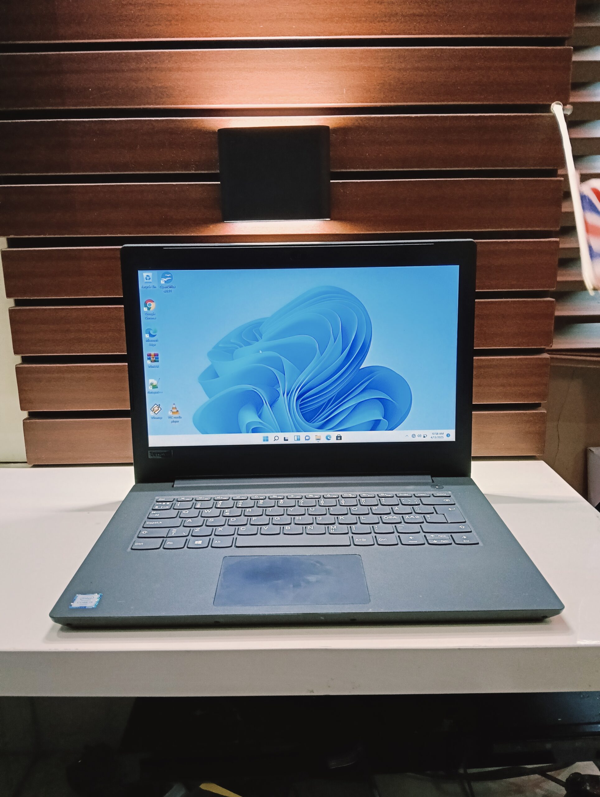 Lenovo IdeaPad 81QH - Intel Core i3 (2.0GHz) - 6th Gen - 128GB SSD - 8GB Ram - Keyboard Light - Image 2