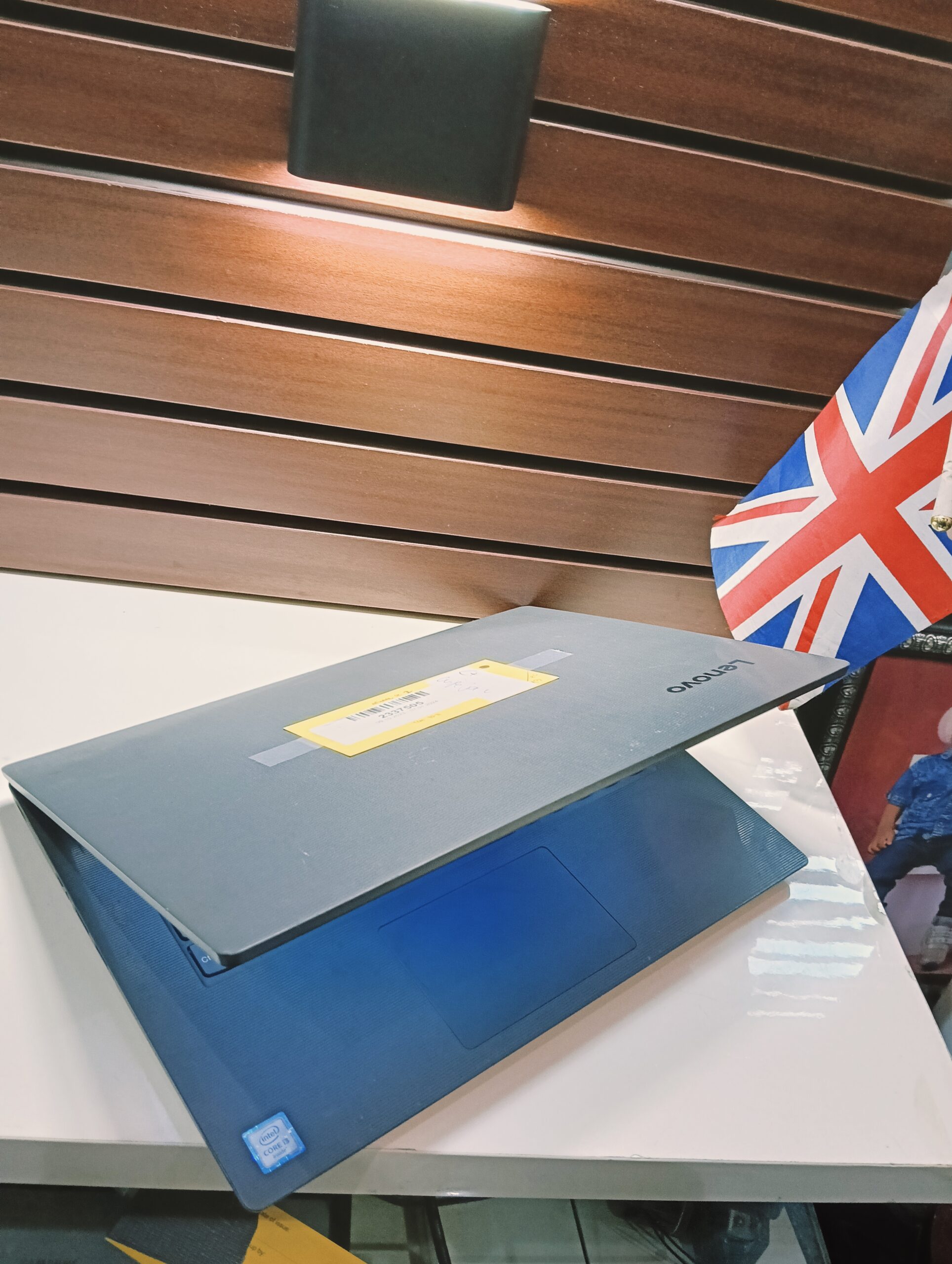 Lenovo IdeaPad 81QH - Intel Core i3 (2.0GHz) - 6th Gen - 128GB SSD - 8GB Ram - Keyboard Light - Image 6