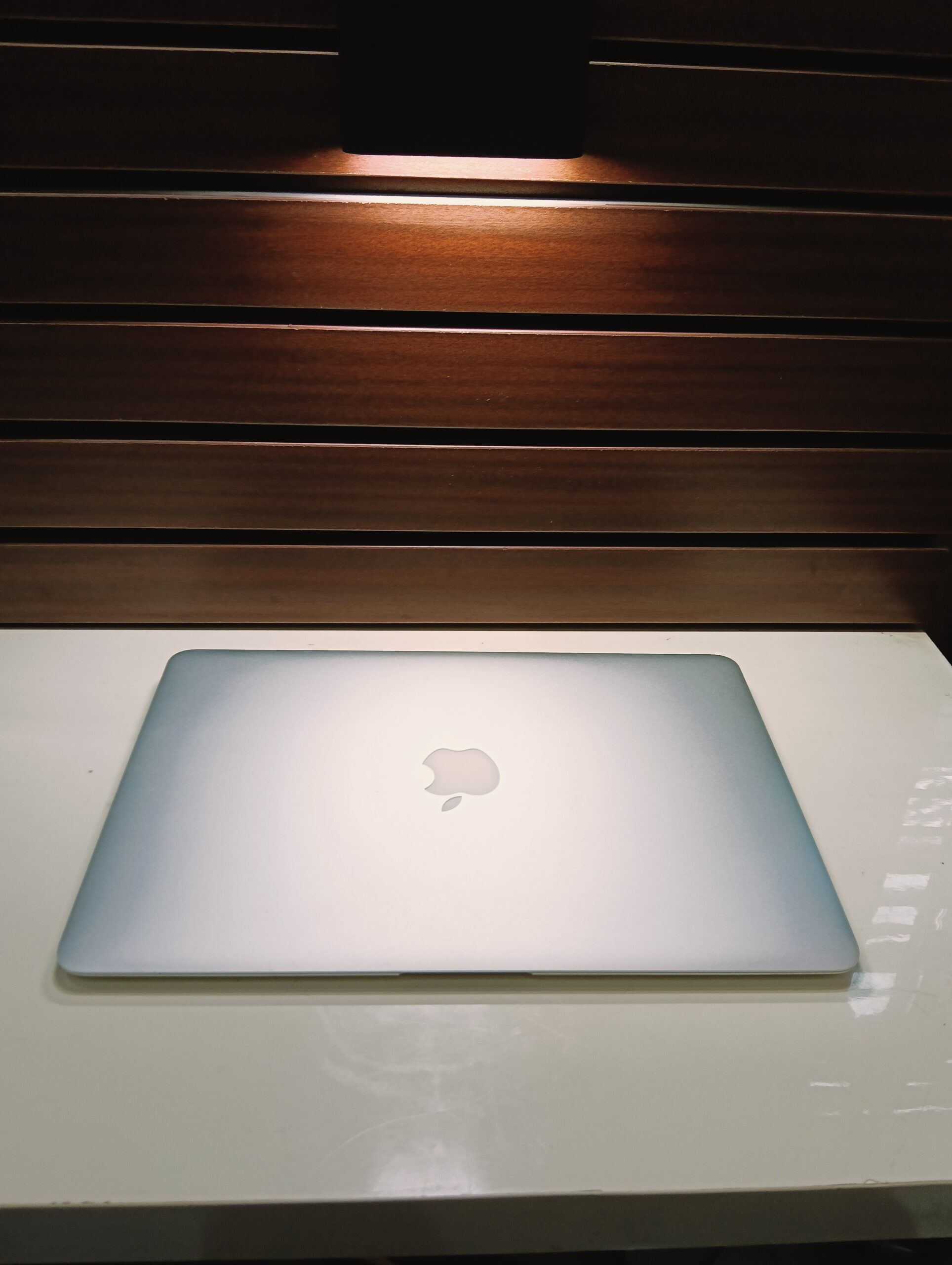 Apple MacBook Air 2012 – Intel Core i5 (1.8GHz) – 128GB SSD – 4GB Ram – Keyboard Light - Apple Logo Light - Image 2