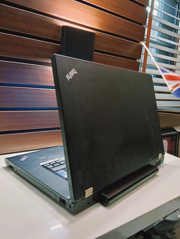 Lenovo ThinkPad W510 - Intel Core i7 (1.7GHz) - 320GB HDD - 8GB