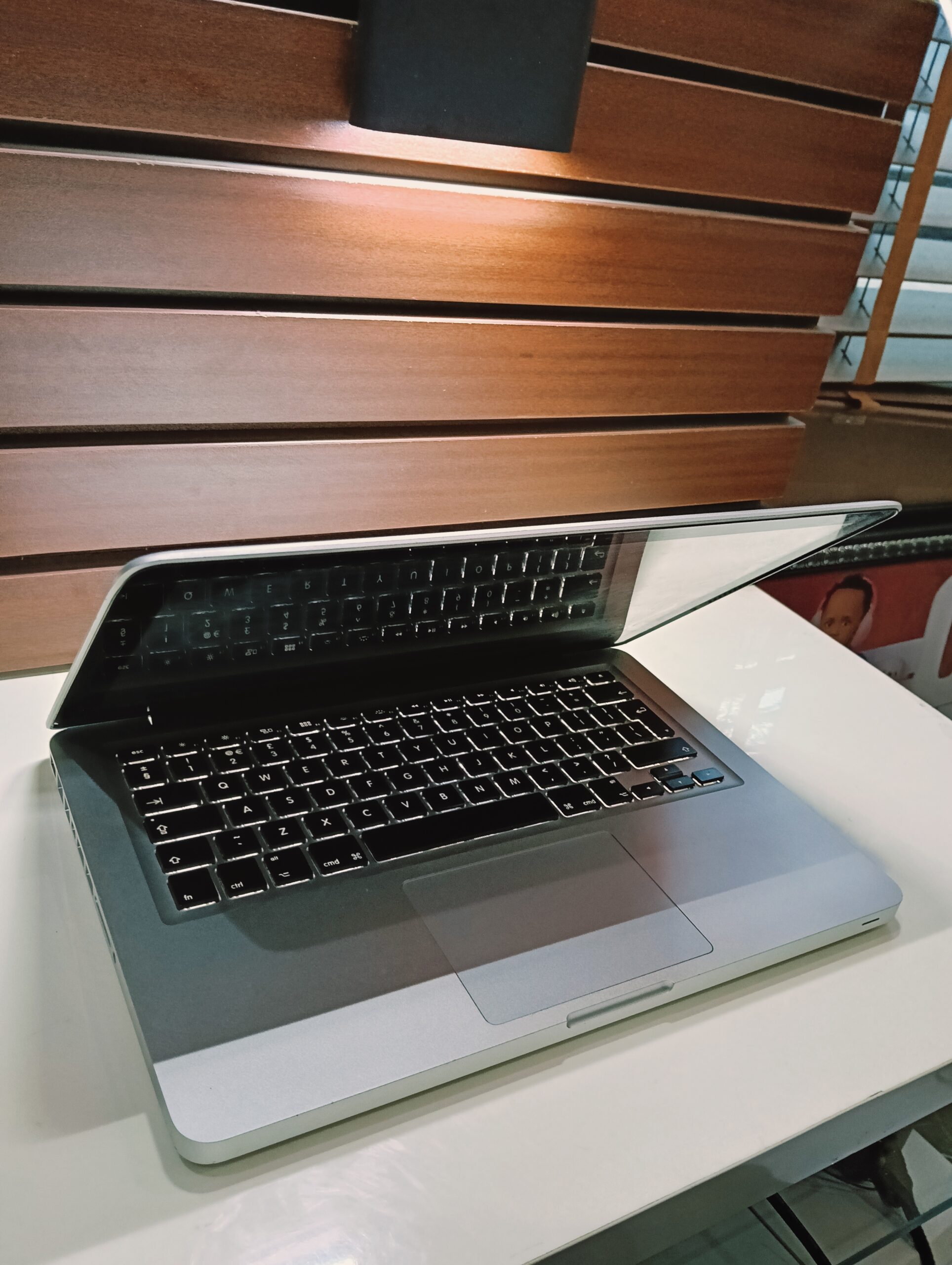 Apple MacBook Pro - Intel Core i7 (2.9Ghz) - 500GB HDD - 12GB Ram - 13.3 inch - Keyboard Light - Image 14