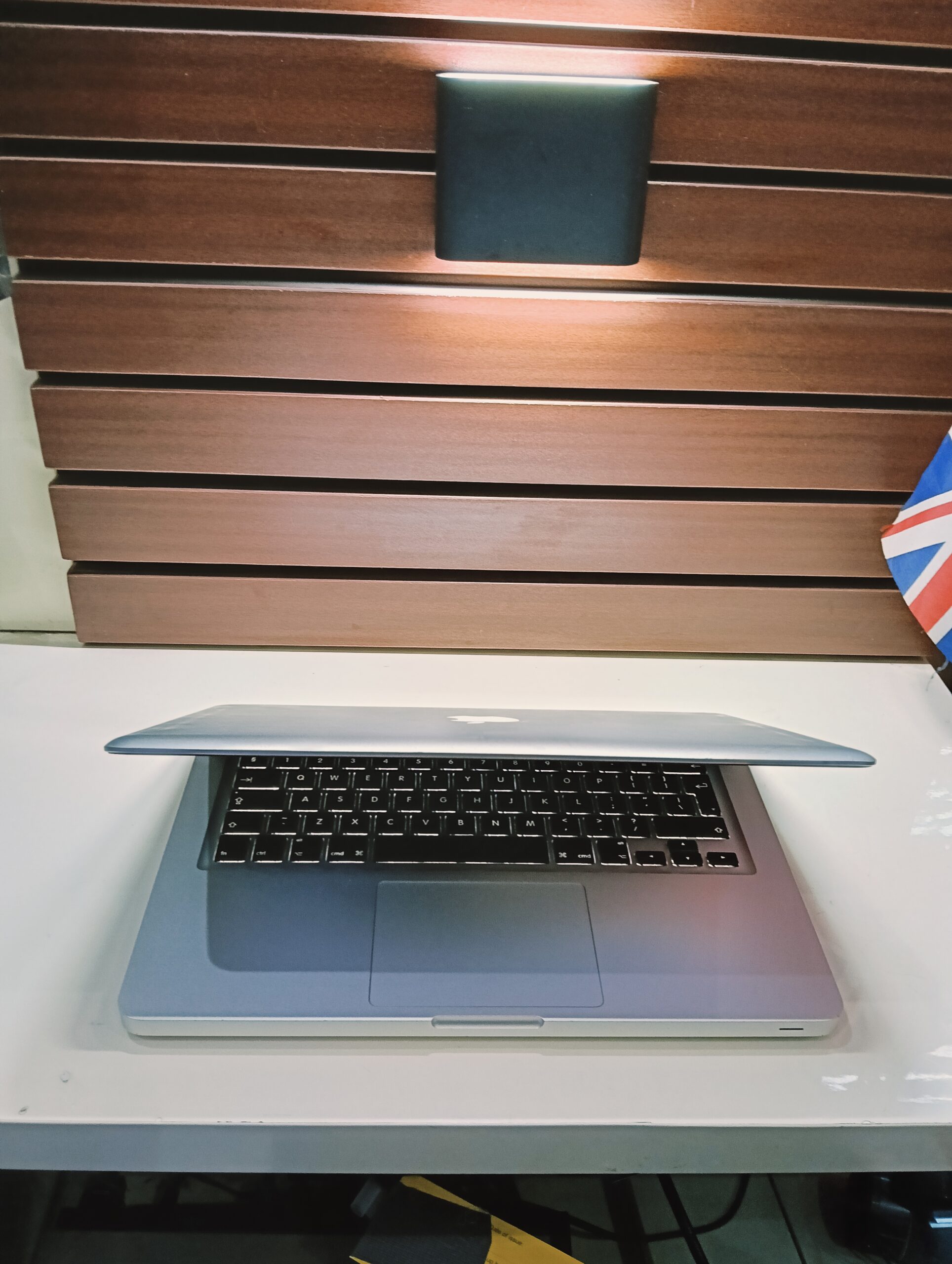 Apple MacBook Pro - Intel Core i7 (2.9Ghz) - 500GB HDD - 12GB Ram - 13.3 inch - Keyboard Light - Image 19