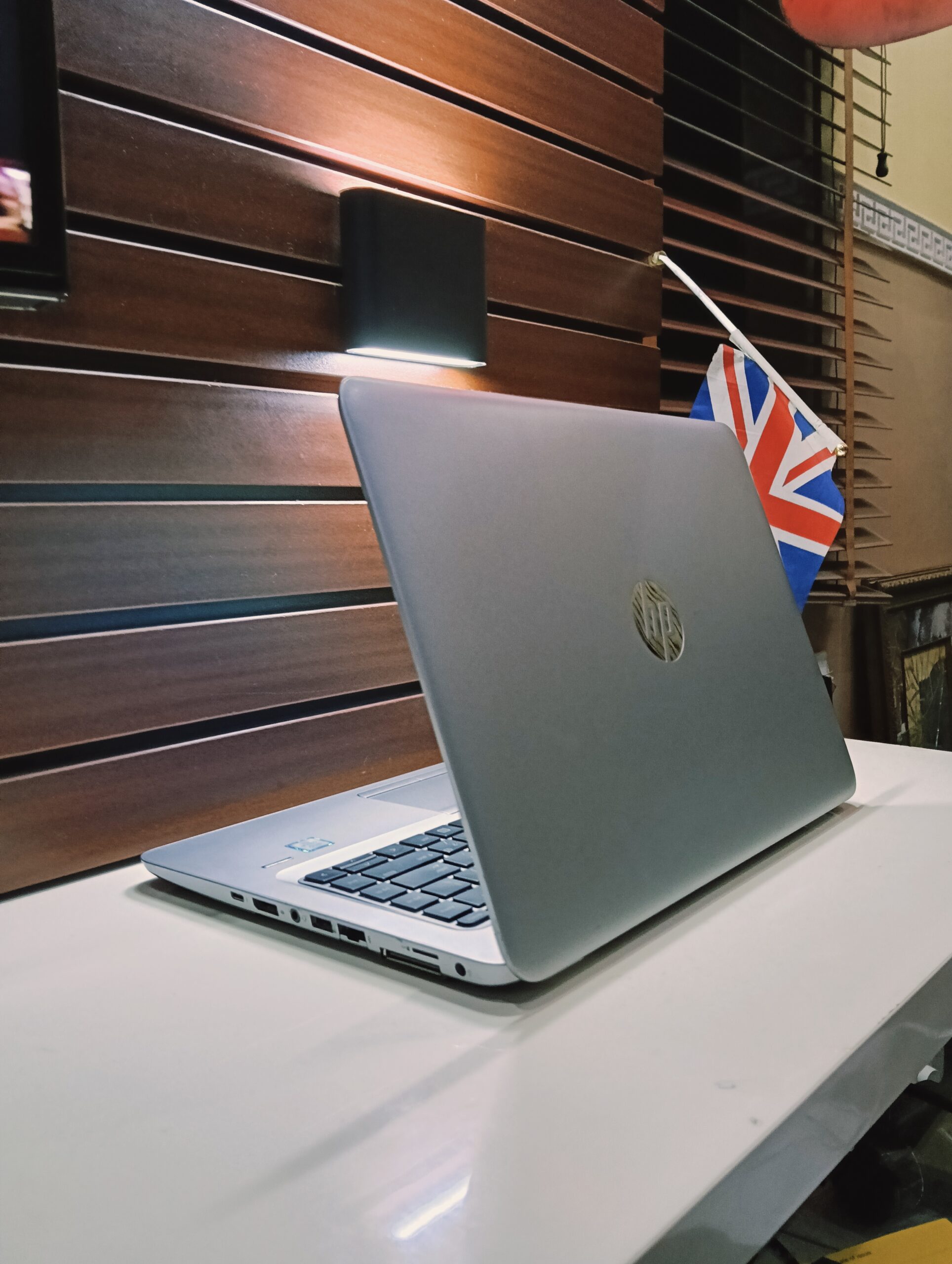 HP EliteBook 840 G3 Intel Core i5 6th Gen 256GB SSD