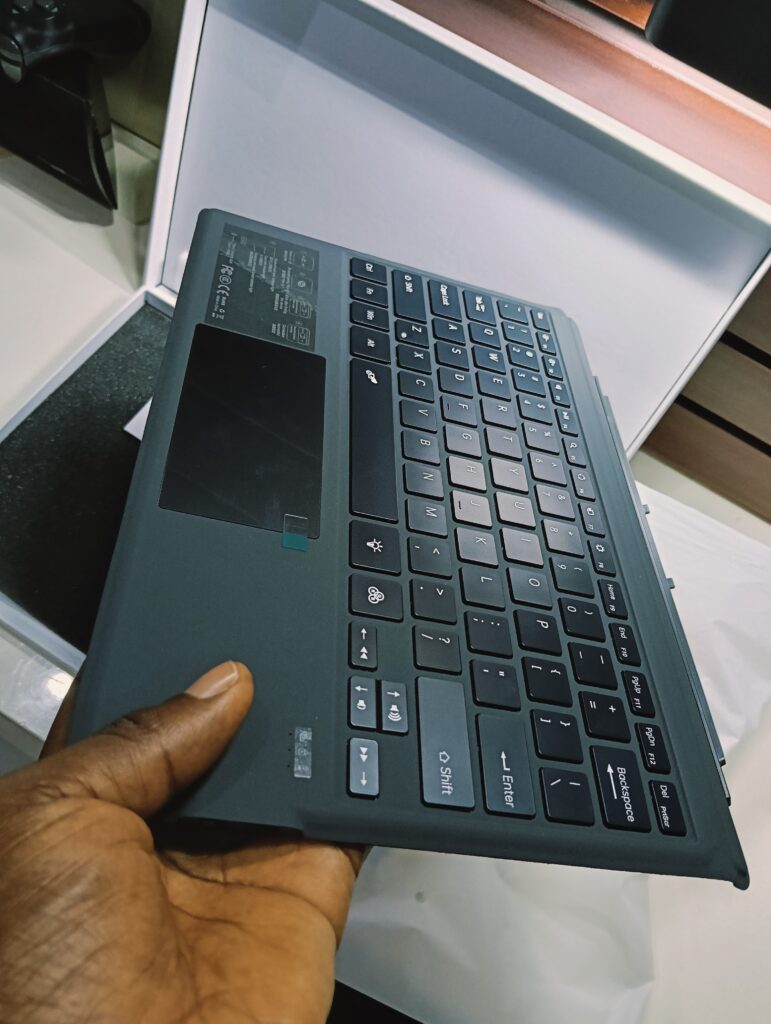 Brand New Microsoft Surface Keyboard - PSERO LAPTOP
