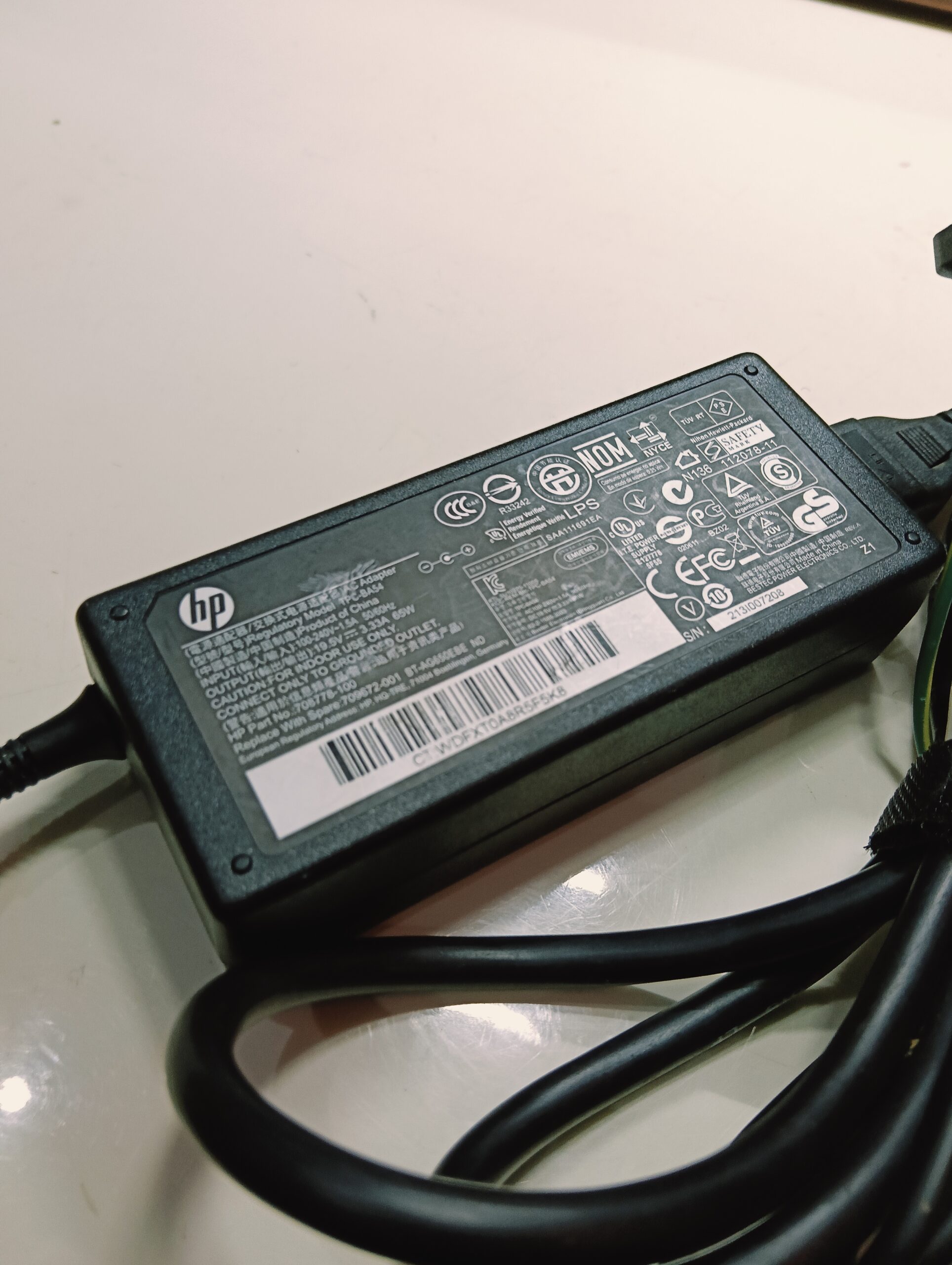 HP Blue Mouth Charger for HP Pavilion, HP 15 and 14
