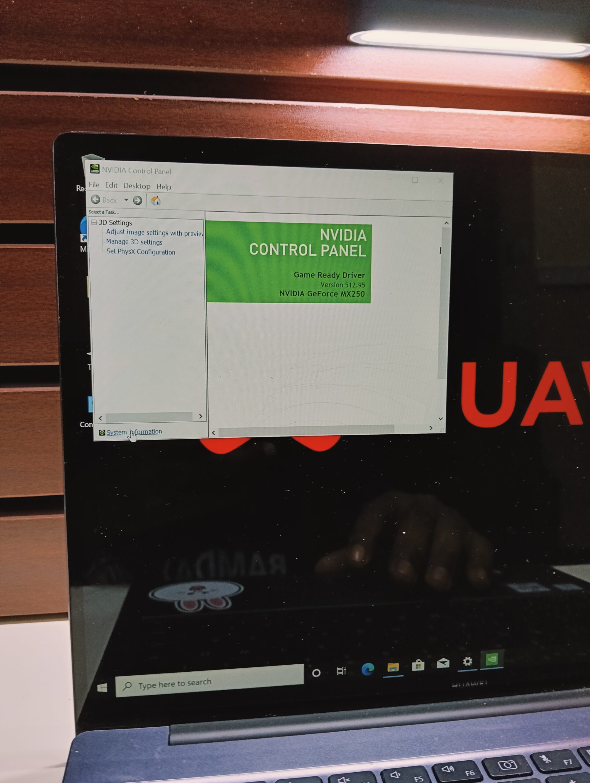 Huawei MateBook KLV-WX9 - Intel Core i7 (2.0GHz) - 8th Gen - 512GB SSD - 8GB Ram - Windows 11 Pro - Image 7