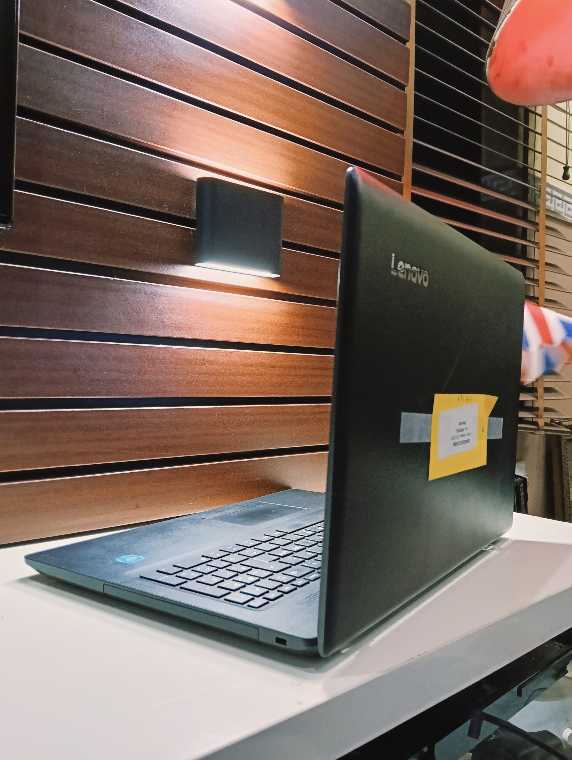 Lenovo IdeaPad 110-15IBR - Intel Celeron (1.6GHz) - 120GB HDD - 4GB Ram - Windows 11 Pro - Image 5