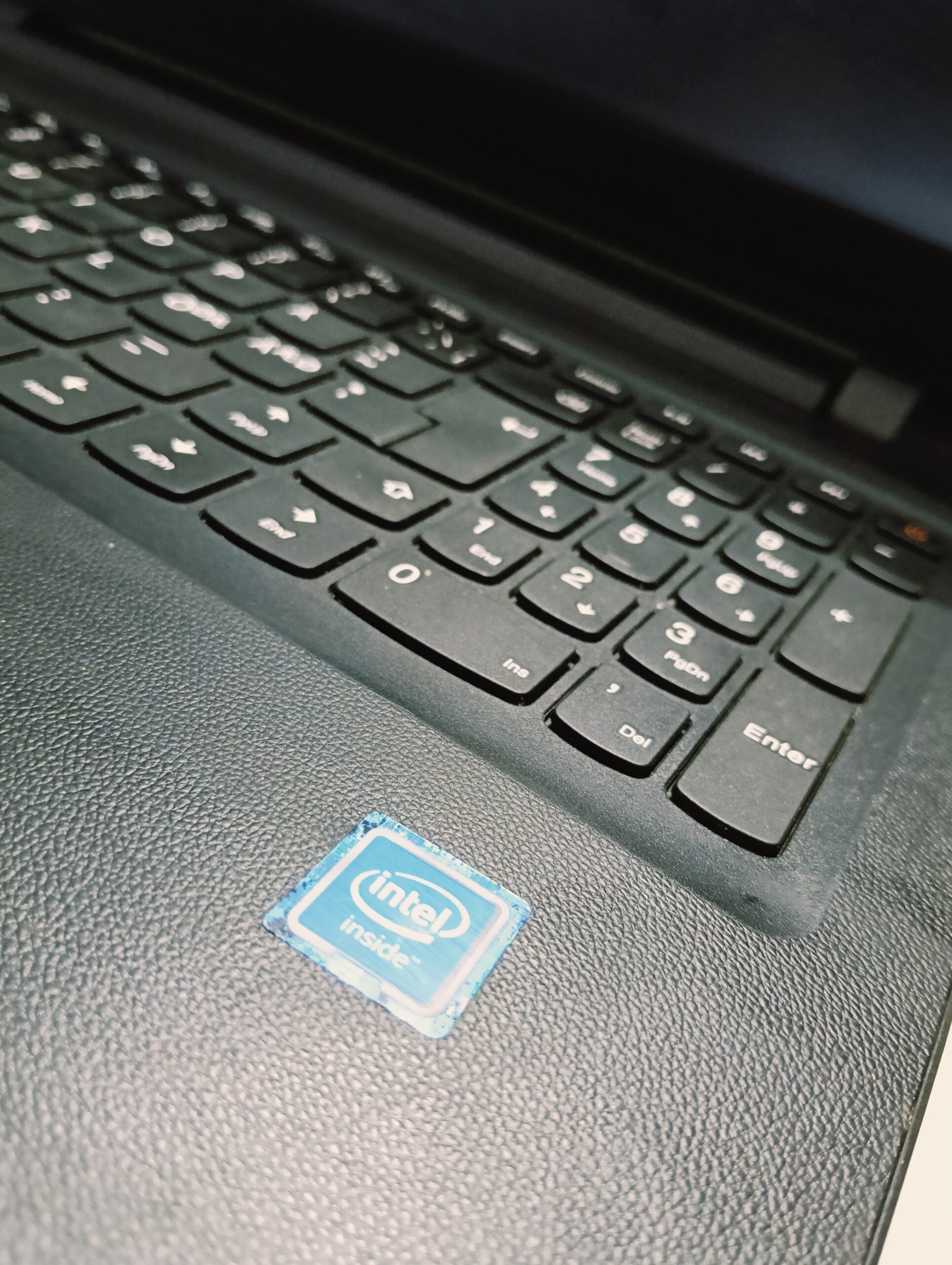 Lenovo IdeaPad 110-15IBR - Intel Celeron (1.6GHz) - 120GB HDD - 4GB Ram - Windows 11 Pro - Image 7