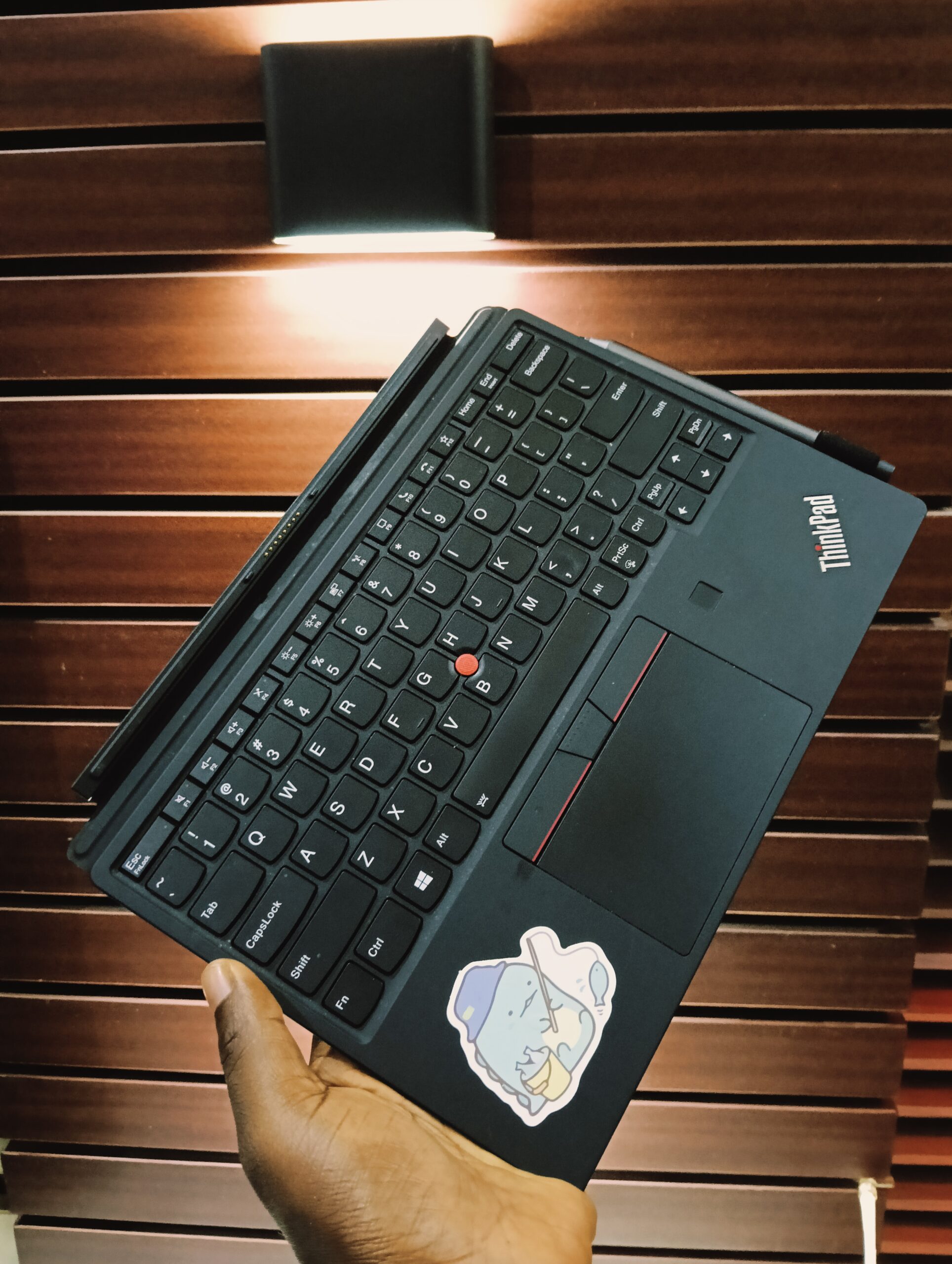 Lenovo ThinkPad 20UVS2L000 - Intel Core i7 - 11th Gen - 256GB SSD - 16GB Ram - Stylus Pen - Detachable Keyboard - Image 12