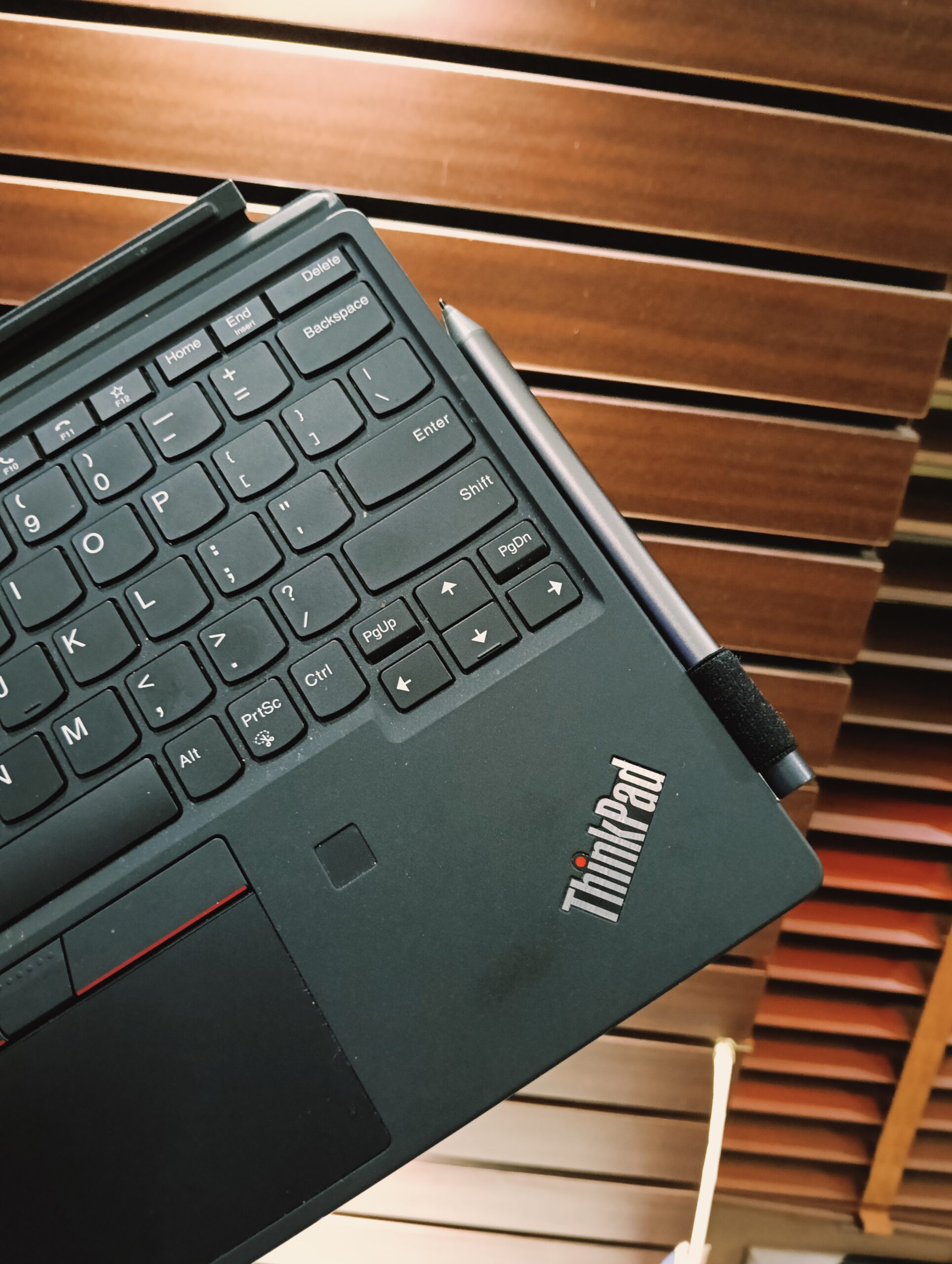 Lenovo ThinkPad 20UVS2L000 - Intel Core i7 - 11th Gen - 256GB SSD - 16GB Ram - Stylus Pen - Detachable Keyboard - Image 13