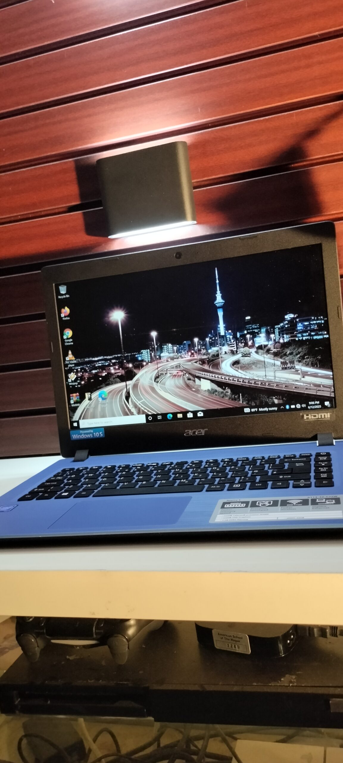 Acer Aspire A114 32 – Intel (2.1GHz) – Ultra Slim– 64GB SSD – 4GB Ram – 2GB Total Graphics - 1920 by 1080 resolution - 8hrs backup