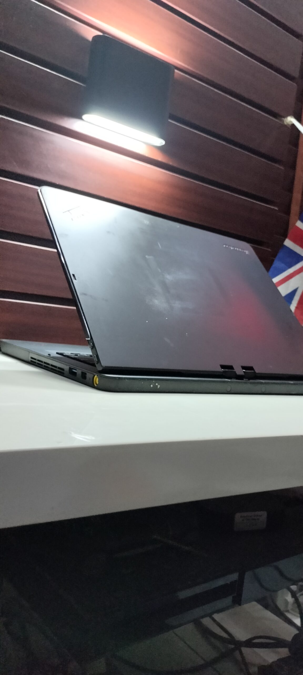 UK Used: Lenovo Yoga 33476UU - Intel core i5-x360 Touchscreen Laptop – 8gb Ram – 500GB Hard Drive – Convertible- Windows 10 pro - Image 11