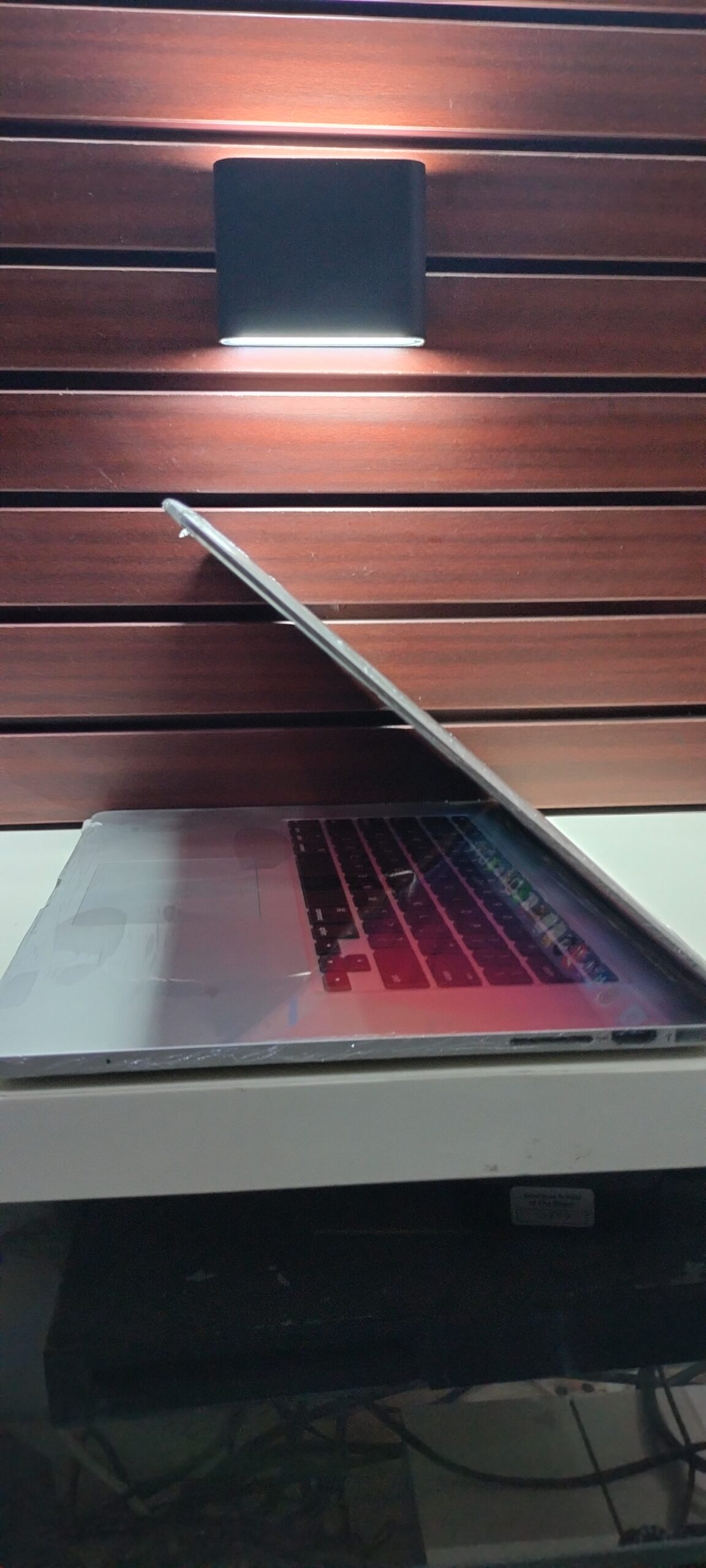 UK Used: Apple MacBook Pro 2014 – Intel Core i7 – 16GB Ram 512 ssd – Retina display - 4gb dedicated graphics - Image 9