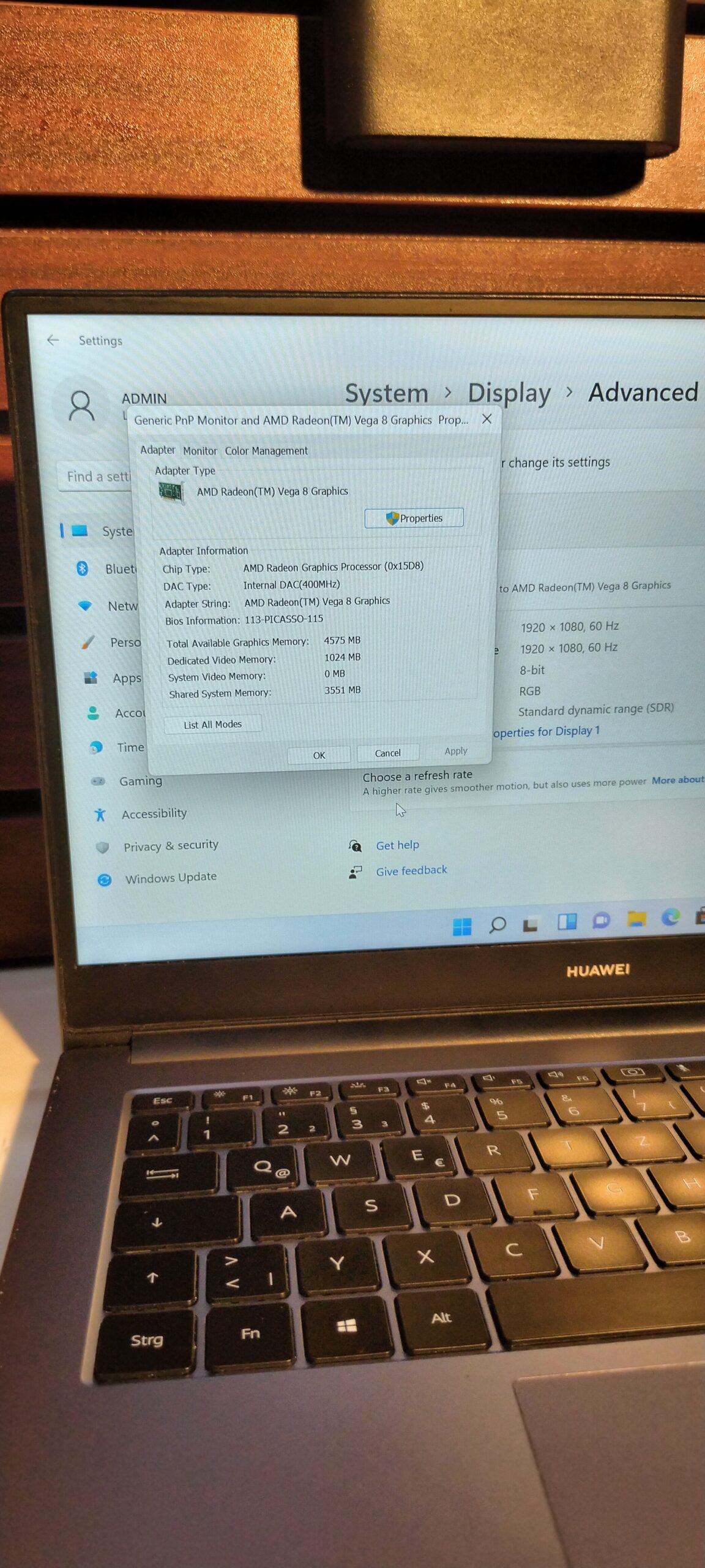 Huawei NBLK-WAX9X – AMD Ryzen 5 – 3500U 8GB– 512GB 14 Inch –Windows 11 - Image 7