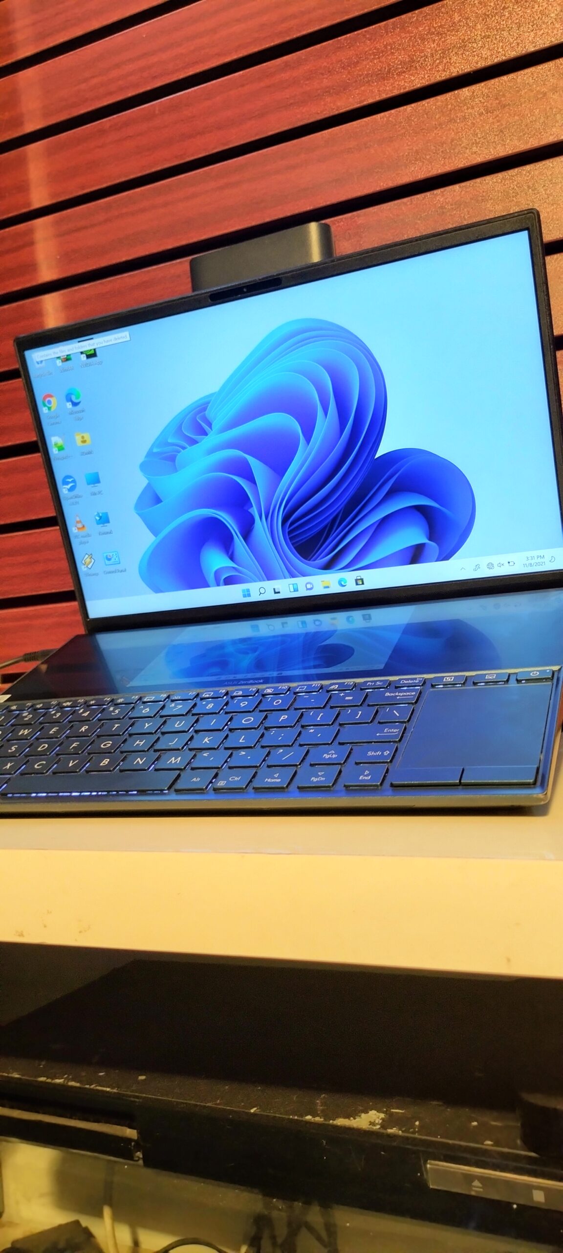 Asus ZenBook UX481FL_UX481FL – Intel Core i7 (1.8GHz) -10th Gen – 1TB SSD – 16GB Ram - Image 13