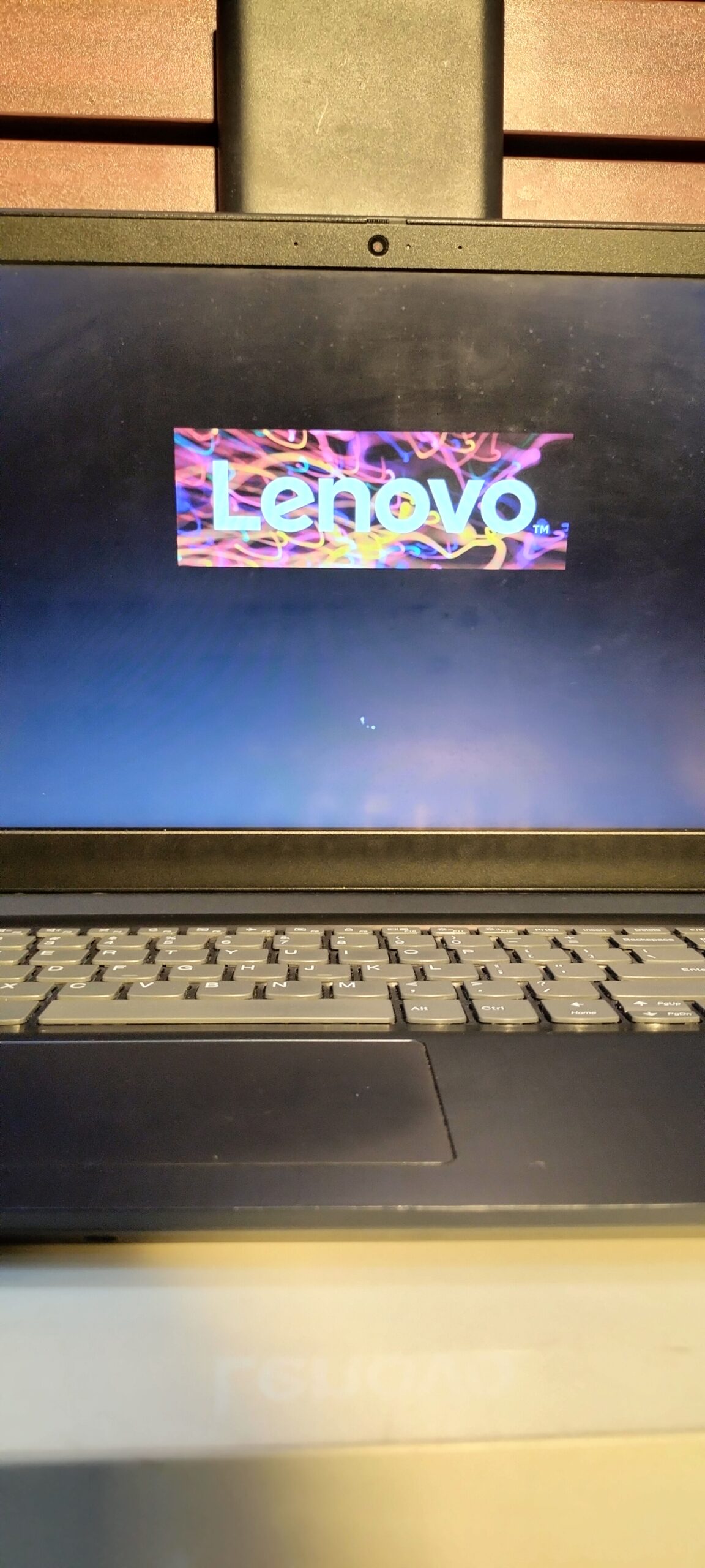 Lenovo IdeaPad 3-15IML05 – Intel Core i3 (2.1GHz) – 10th Gen – 256GB SSD – 4GB Ram – Windows 11 Pro - Image 8