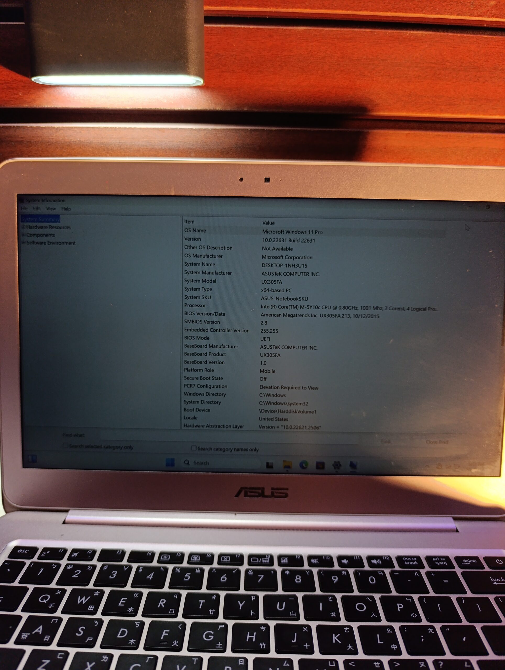 ASUS Notebook – Core M – 8GB Ram – 256GB SSD – 13" Windows 11 Pro - Image 4