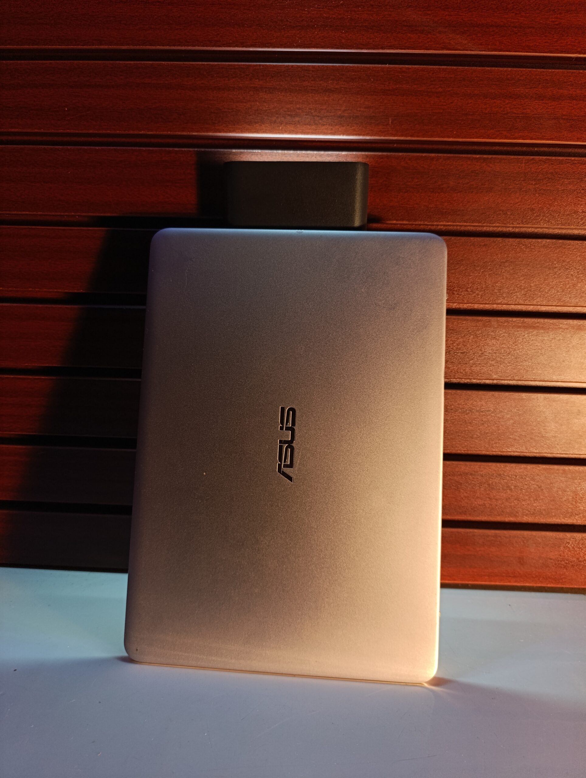 ASUS Notebook – Core M – 8GB Ram – 256GB SSD – 13" Windows 11 Pro - Image 10