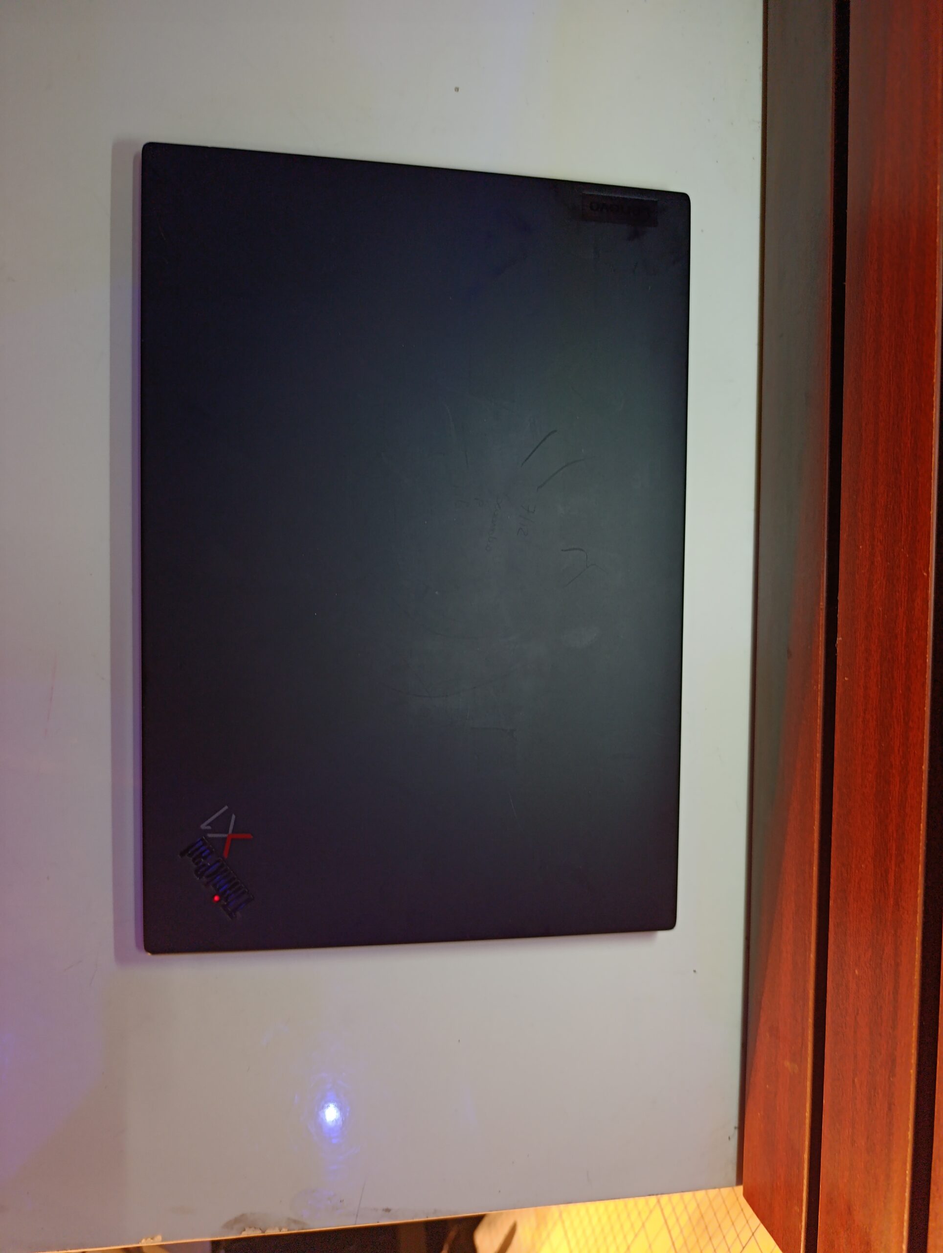 Lenovo Thinkpad X1 Carbon Gen 9 – Intel Core i5 (2.40GHz) – 256GB SSD – 16GB Ram – Windows 11 Pro (64 bit) - Image 11