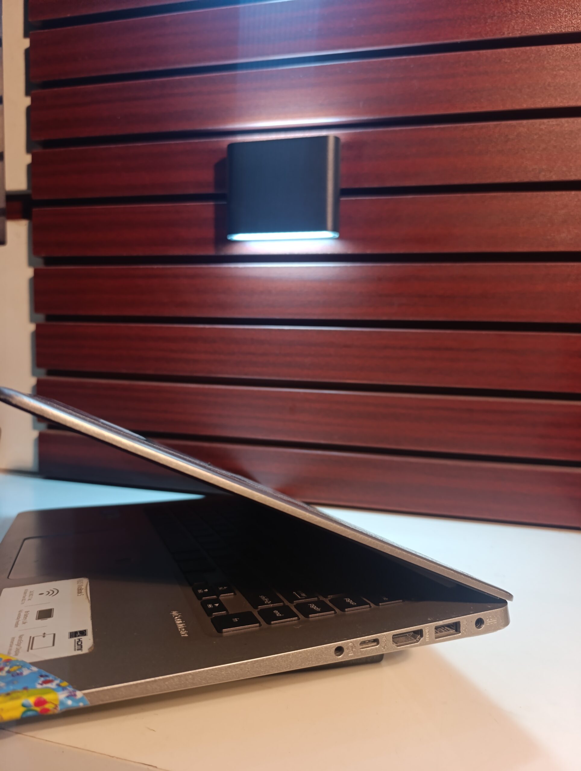 Asus VivoBook 15 X510UQ-NH71 – Intel Core i7 (2.9GHz) – 10th Gen – 1TB SSD – 16GB Ram – Windows 11 Pro - Image 4