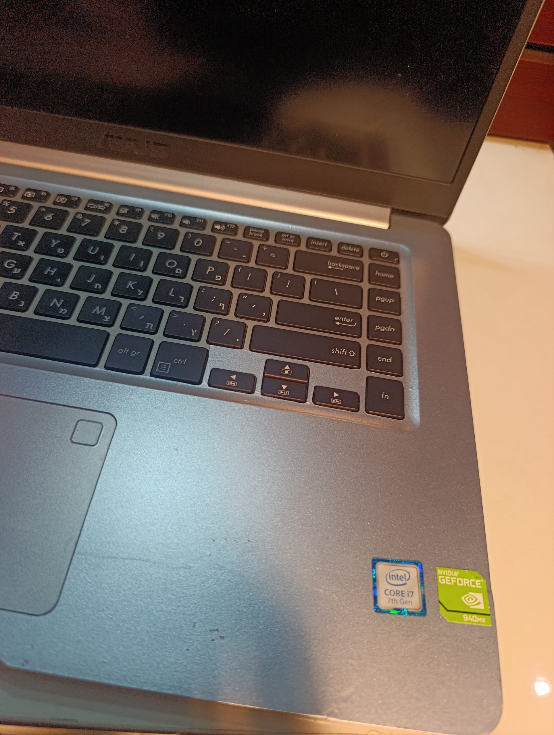 Asus VivoBook S X510UQ – Intel Core i7 (2.7GHz) – 7th Gen – 1TB SSD – 16GB Ram – Windows 11 Pro - Image 10