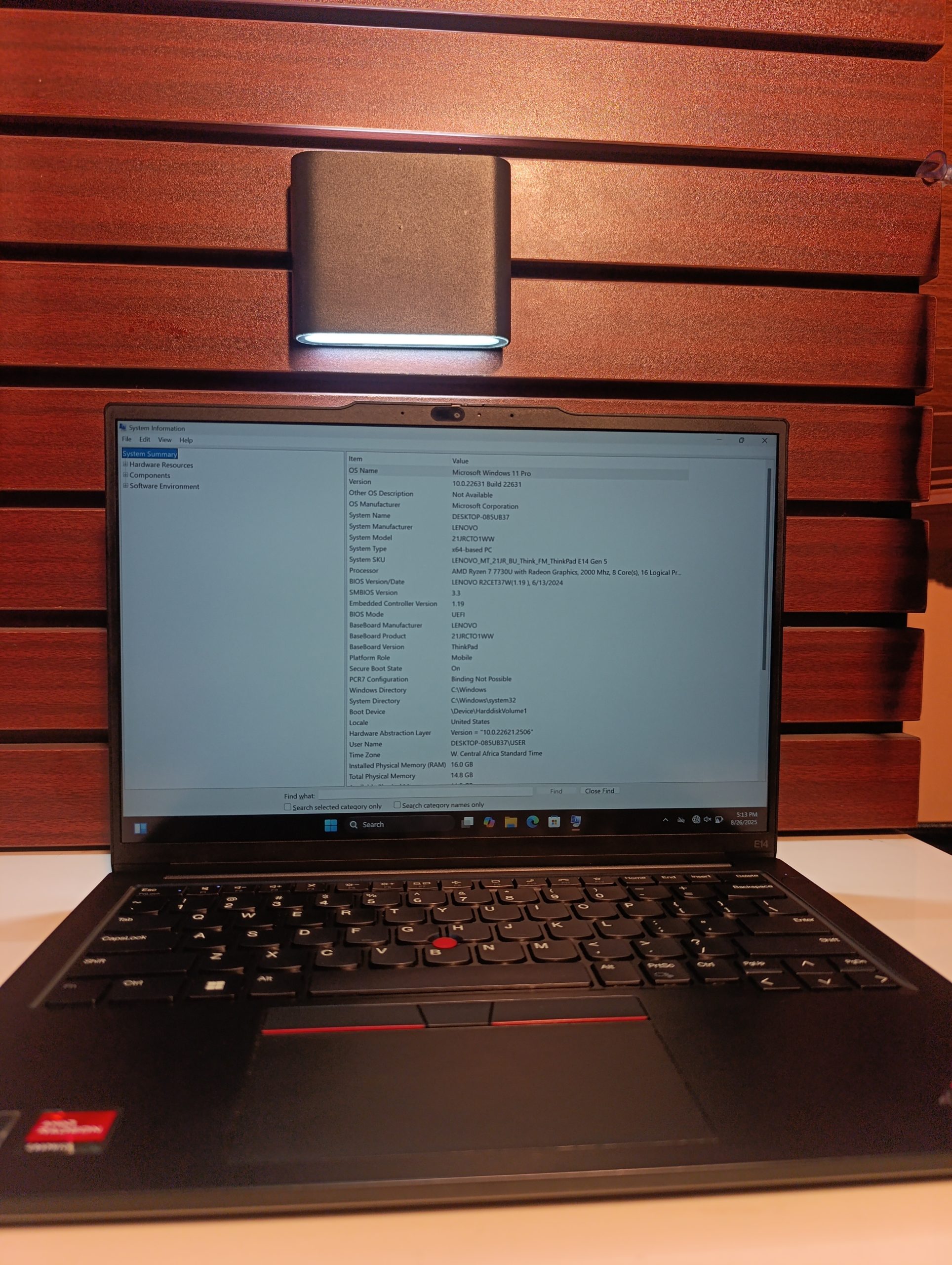 Lenovo ThinkPad E14 Gen 5 – AMD Ryzen 7 – 7th Gen – 512GB SSD – 16GB Ram – Windows 11 Pro - Image 3