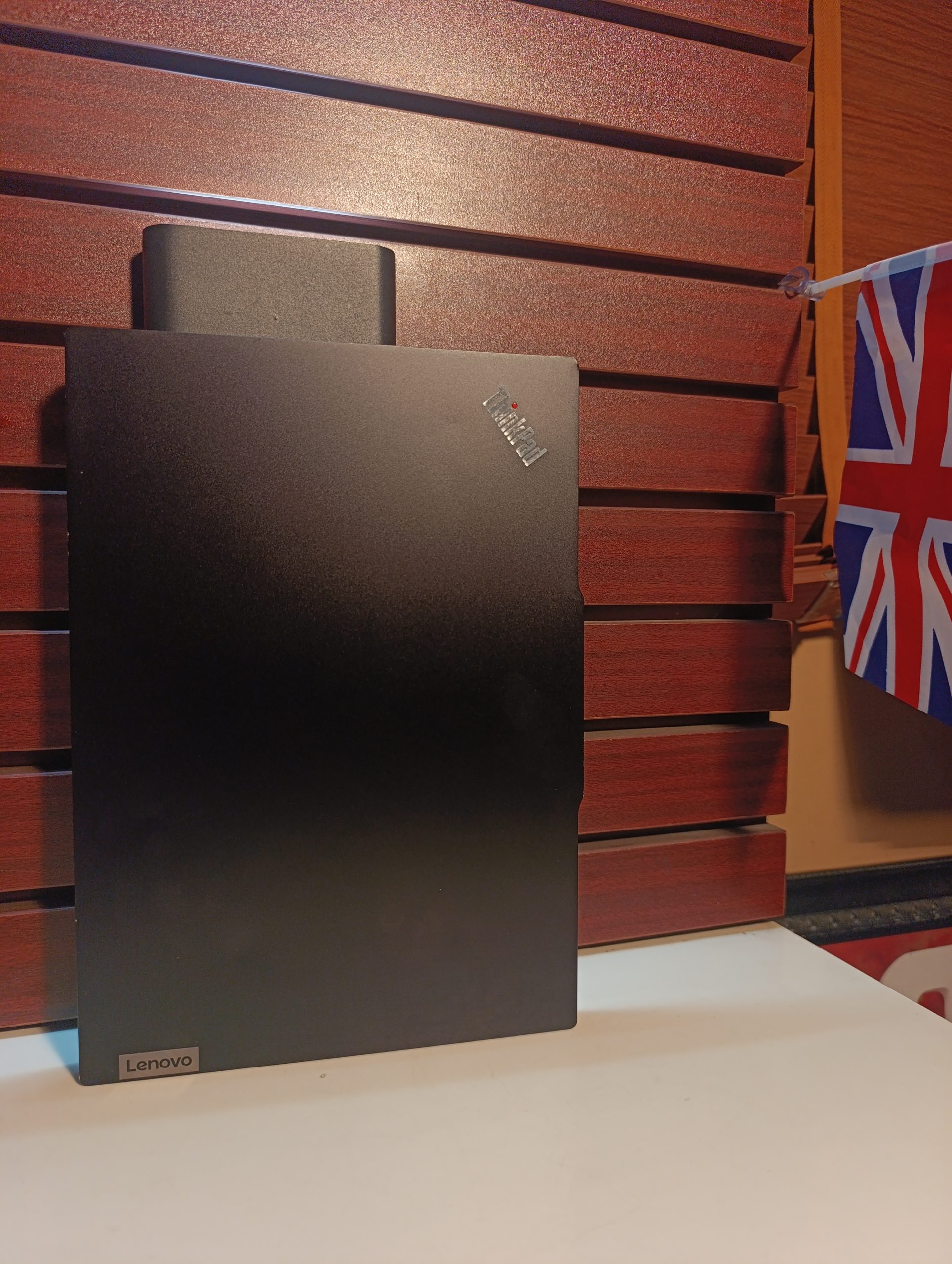 Lenovo ThinkPad E14 Gen 5 – AMD Ryzen 7 – 7th Gen – 512GB SSD – 16GB Ram – Windows 11 Pro - Image 12