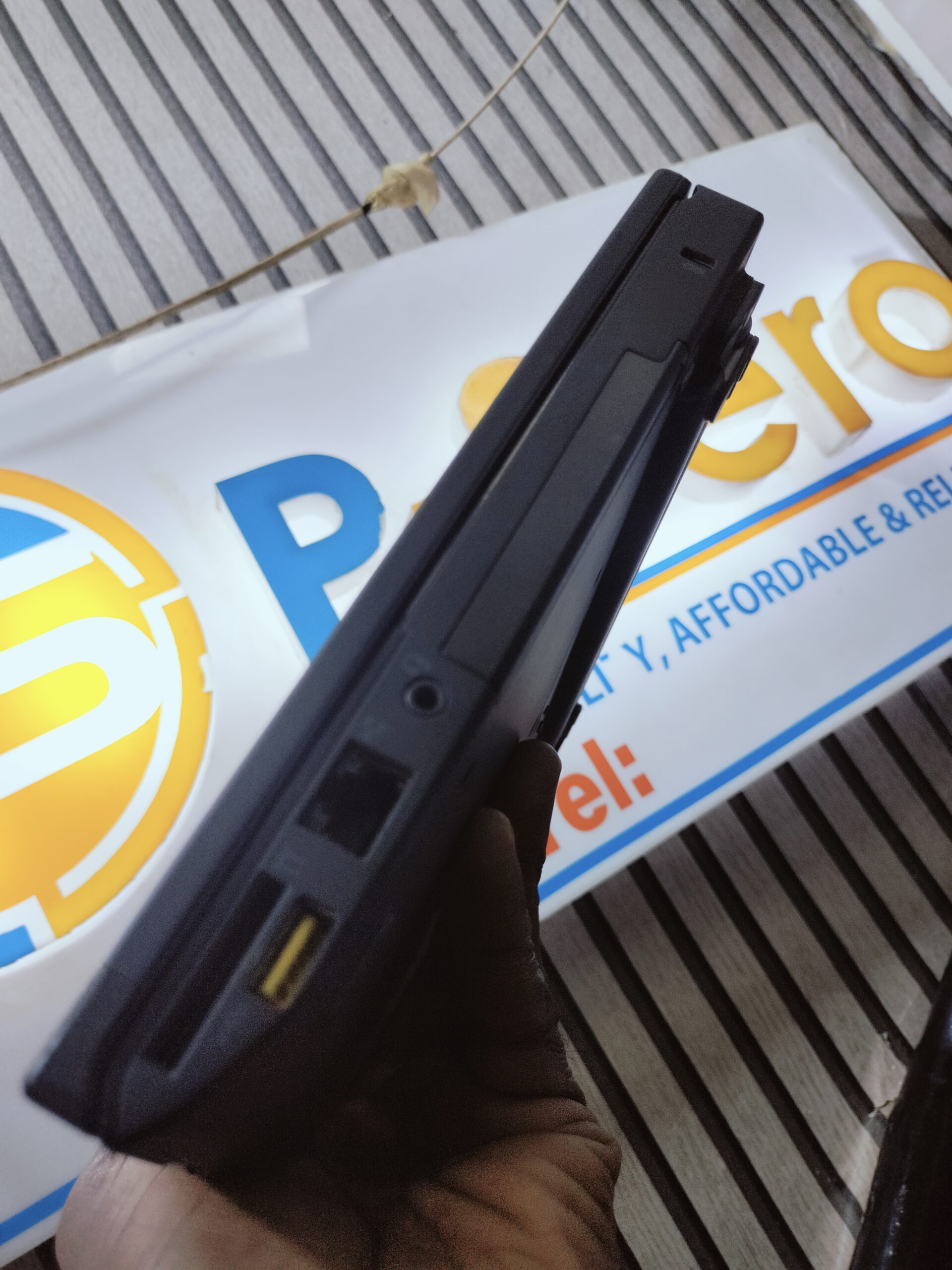 Lenovo Thinkpad x230 (2324BF4)- Intel Core i5 @ 2.60ghz – 256GB SSD – 8GB RAM – HDMI – 2GB total graphics-Finger print sensor-keyboard light - Image 7