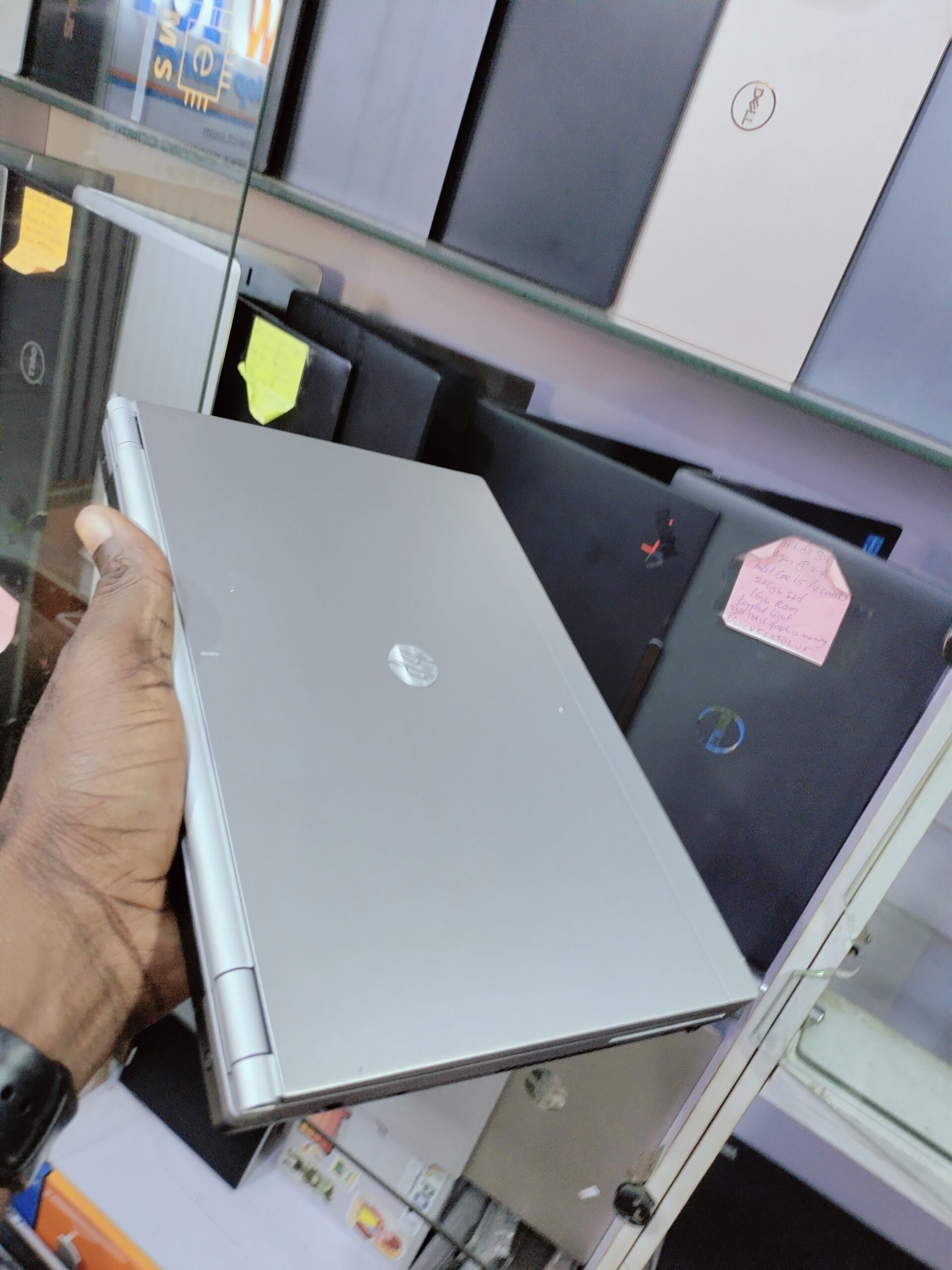 Hp EliteBook 2570p-Intel core i5-256gb ssd-8gb ram-12inches-keyboad light-finger print - Image 7