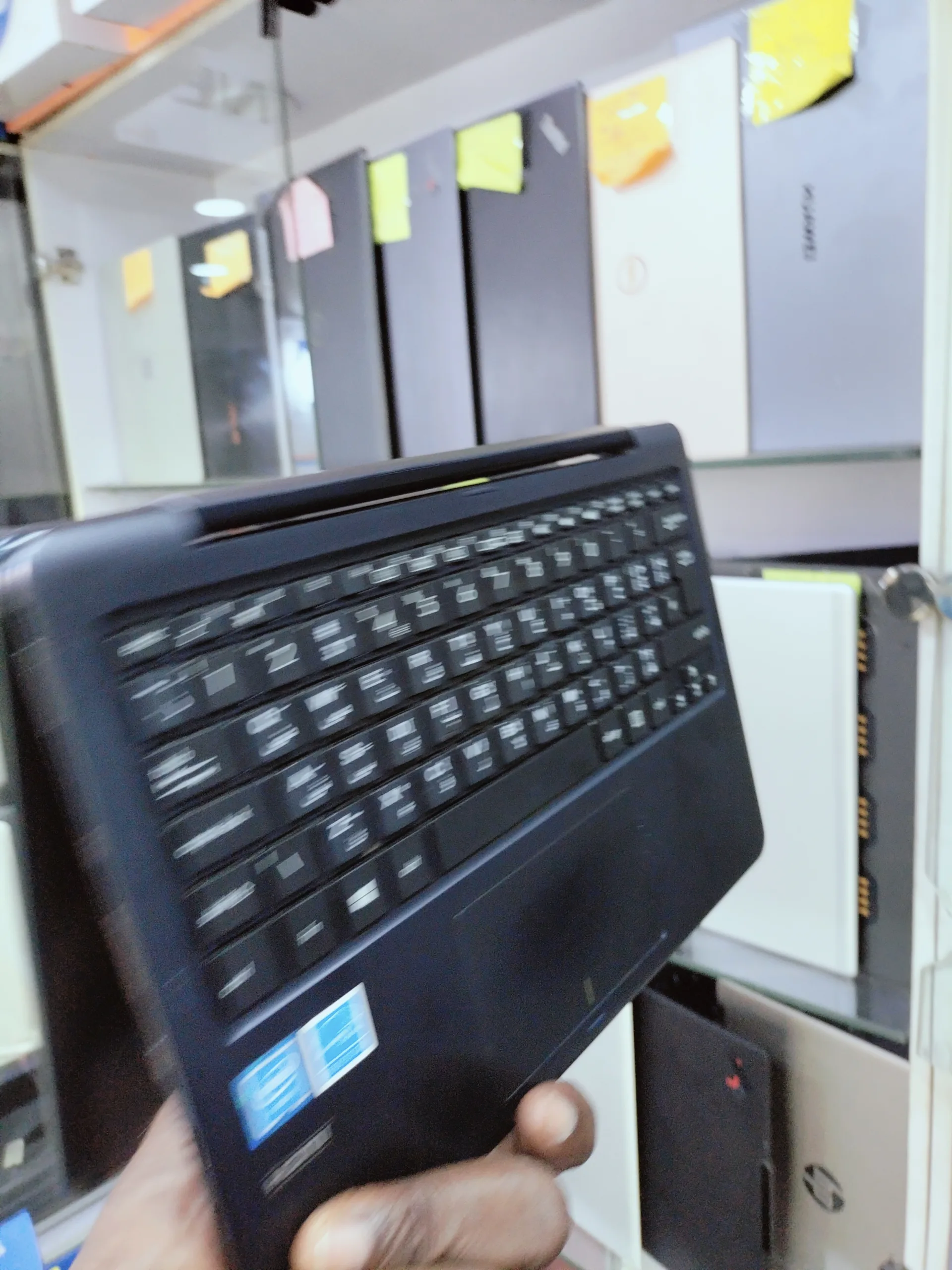 Asus E2055A- Intel N3050 - 32gb ssd - 2gb ram - 11" - Touchscreen -X360 - Sharp Camera - Image 8