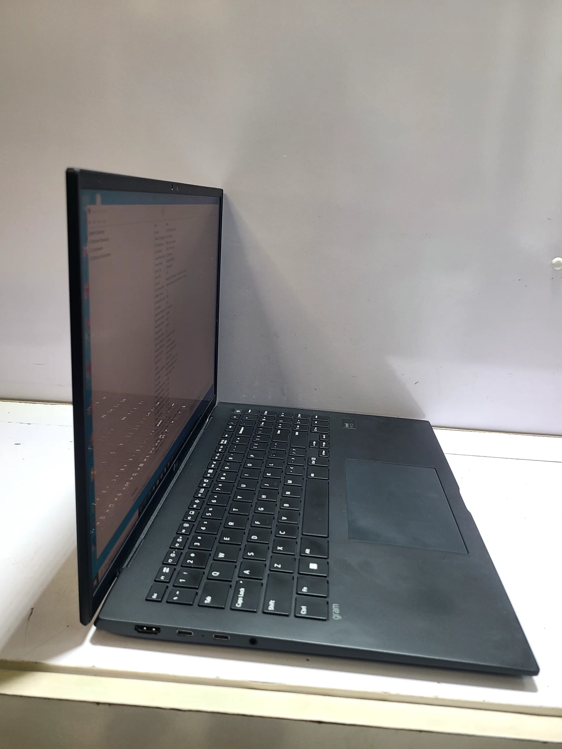 Lg Gram , Intel Core Ultra 7, 1tb Ssd, 32gb Ram - Image 7