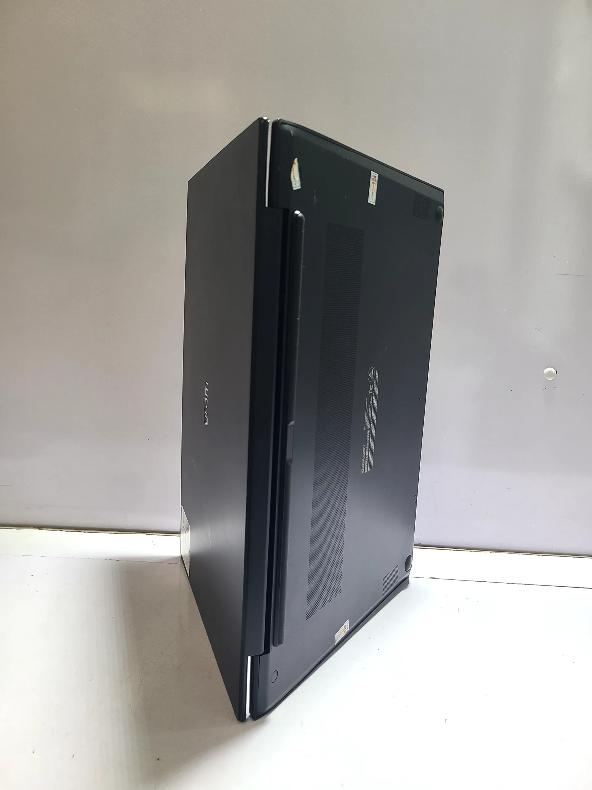 Lg Gram , Intel Core Ultra 7, 1tb Ssd, 32gb Ram - Image 3