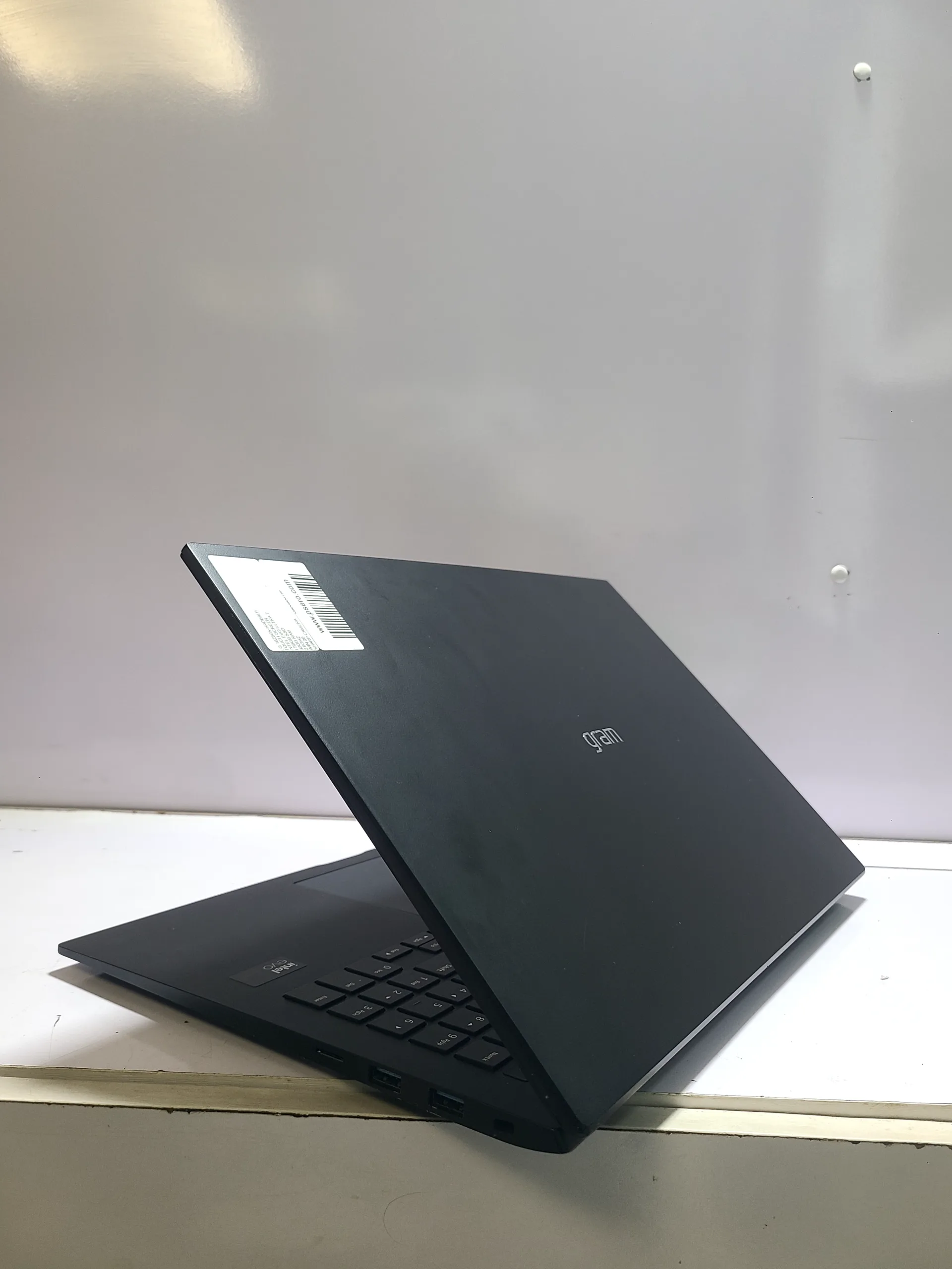 Lg Gram , Intel Core Ultra 7, 1tb Ssd, 32gb Ram - Image 2