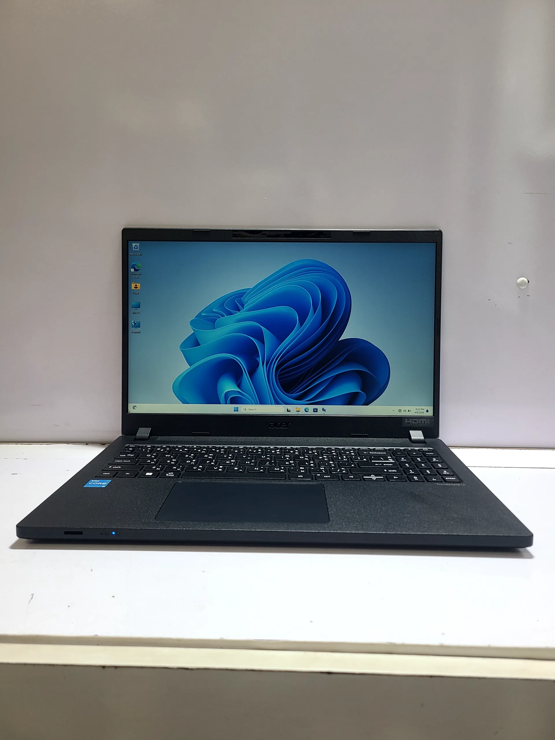 Acer TravelMate P2 (TMP215-54) - Intel Core i3-1215U - 512 SSD - 16GB RAM.