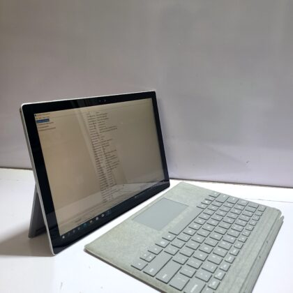 MICROSOFT SURFACE PRO 4 INTEL COREI7 -256GB SSD – 8GB RAM – Windows 10, 64X TOUCHSCREEN & DETACHABLE